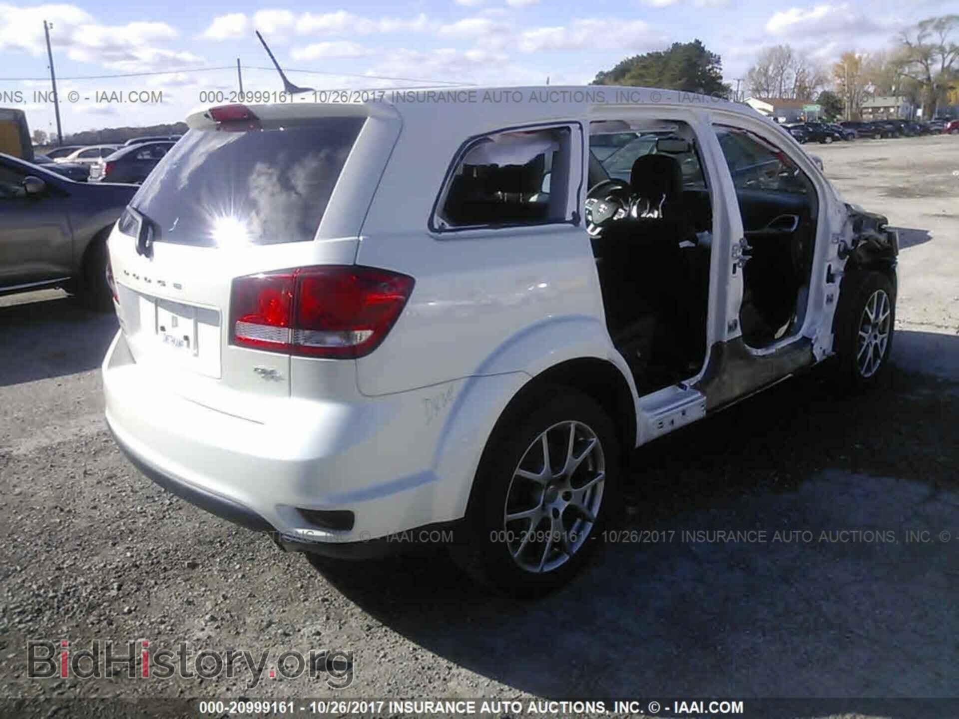2015 Dodge Journey - VIN: 3C4PDCEG5FT713014 - Photo 4