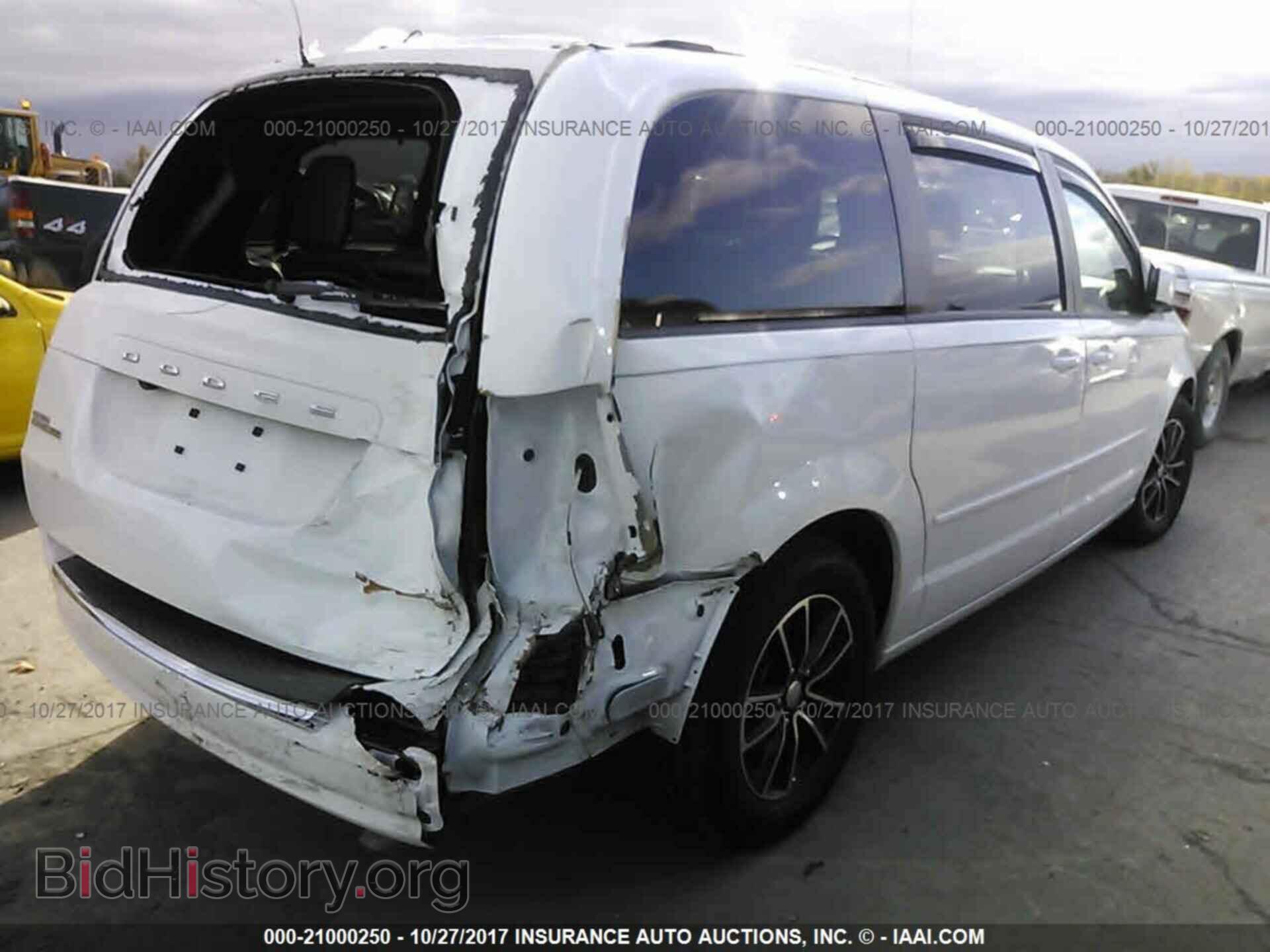 2017 Dodge Grand caravan - VIN: 2C4RDGEG9HR549241 - Фото 4