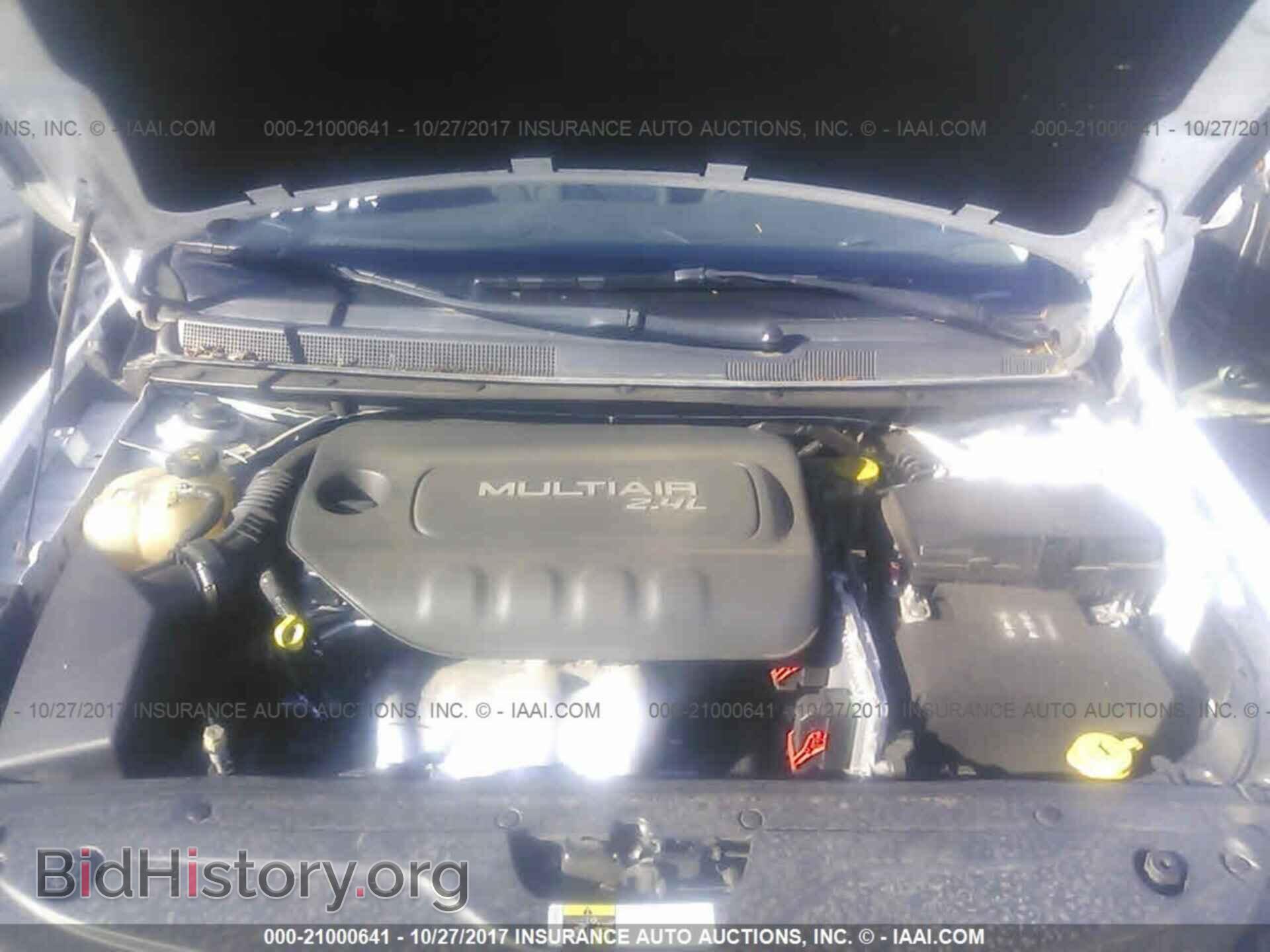 2015 Chrysler 200 - VIN: 1C3CCCAB0FN591632 - Фото 10