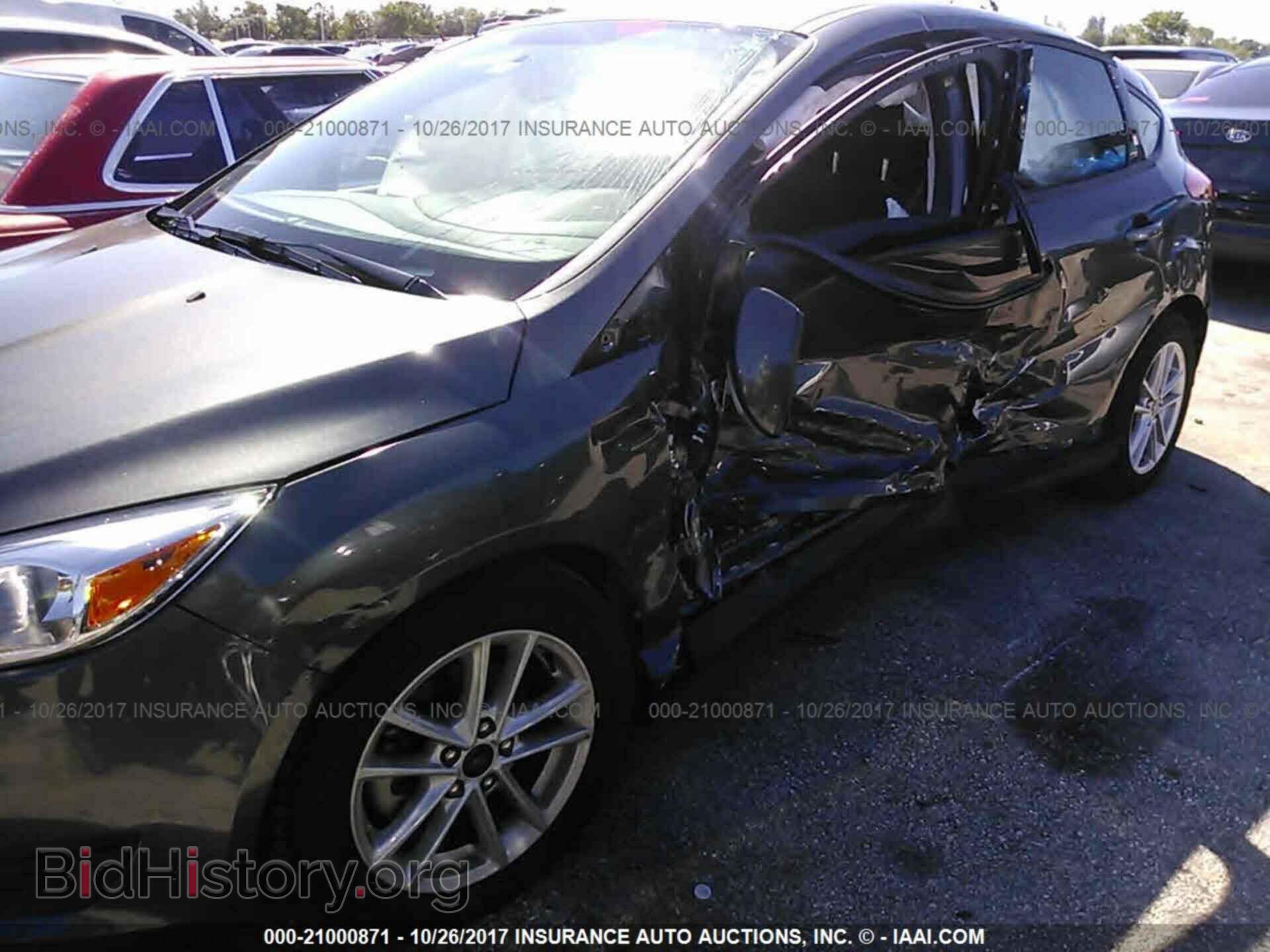 2016 Ford Focus - VIN: 1FADP3K2XGL367919 - Photo 6