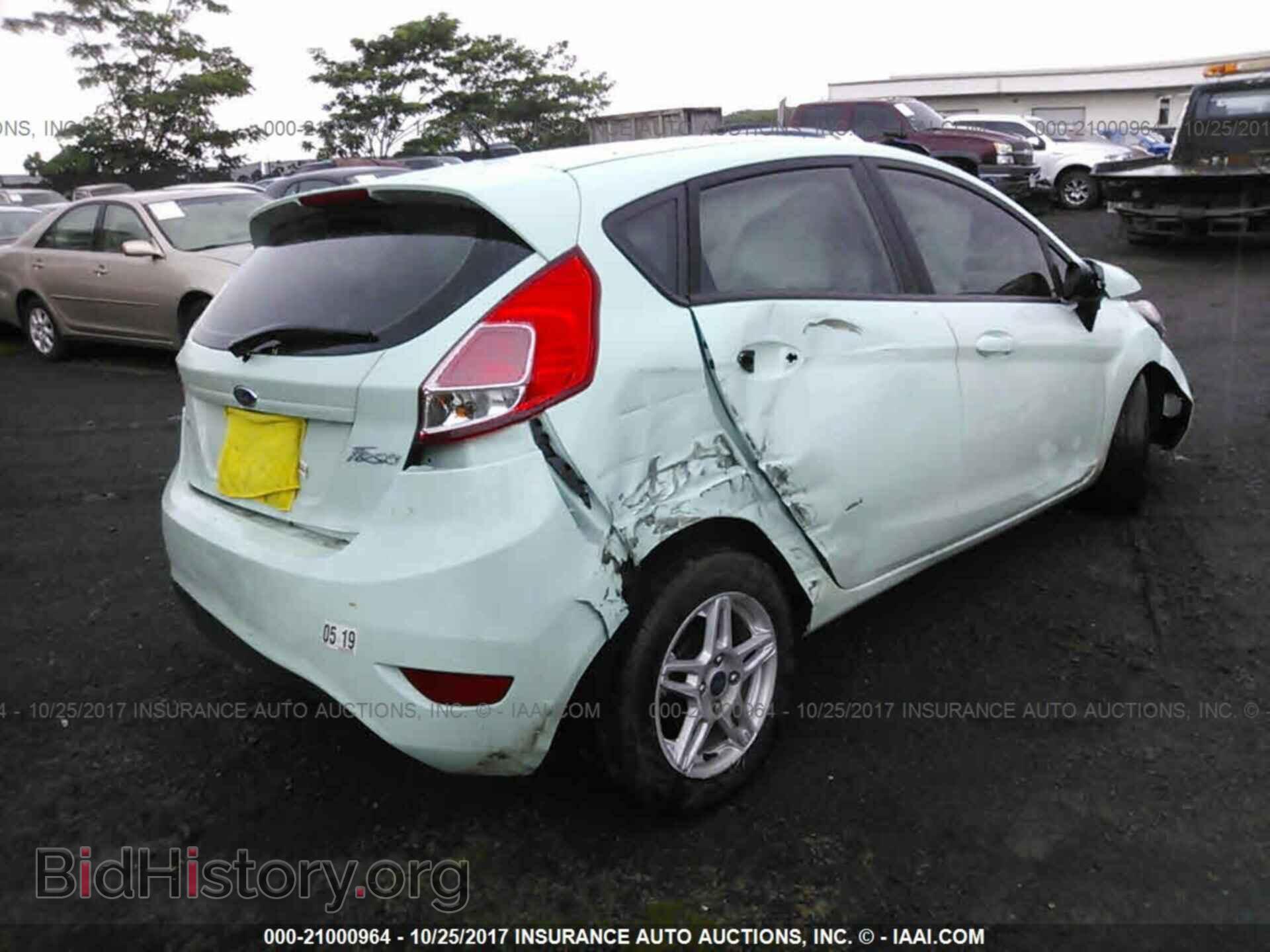 2017 Ford Fiesta - VIN: 3FADP4EJ2HM122802 - Фото 4