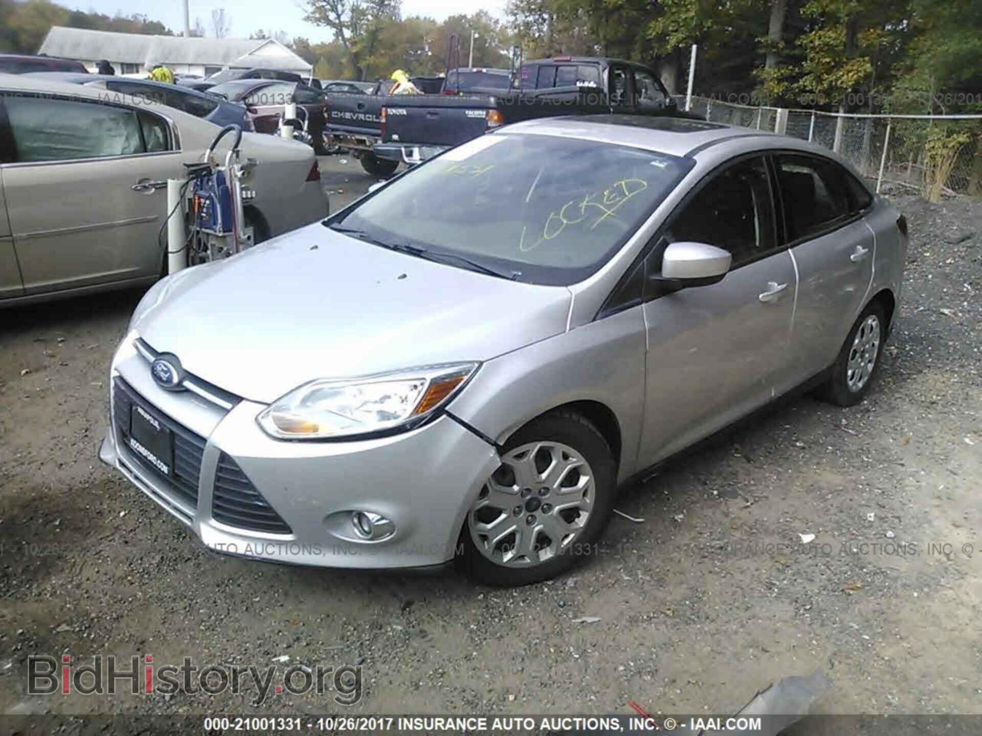 2012 Ford Focus - VIN: 1FAHP3F24CL260869 - Photo 2