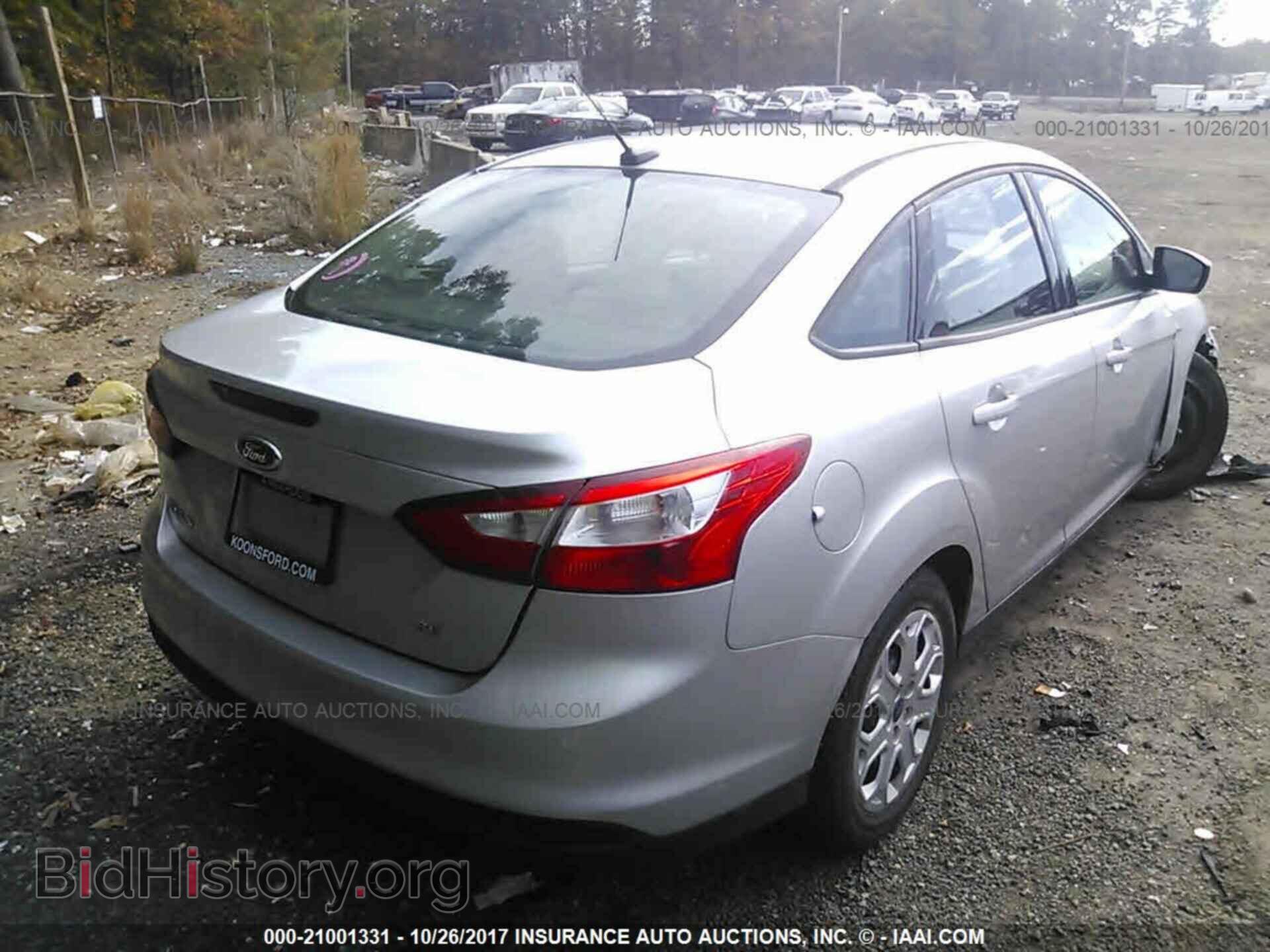 2012 Ford Focus - VIN: 1FAHP3F24CL260869 - Photo 4