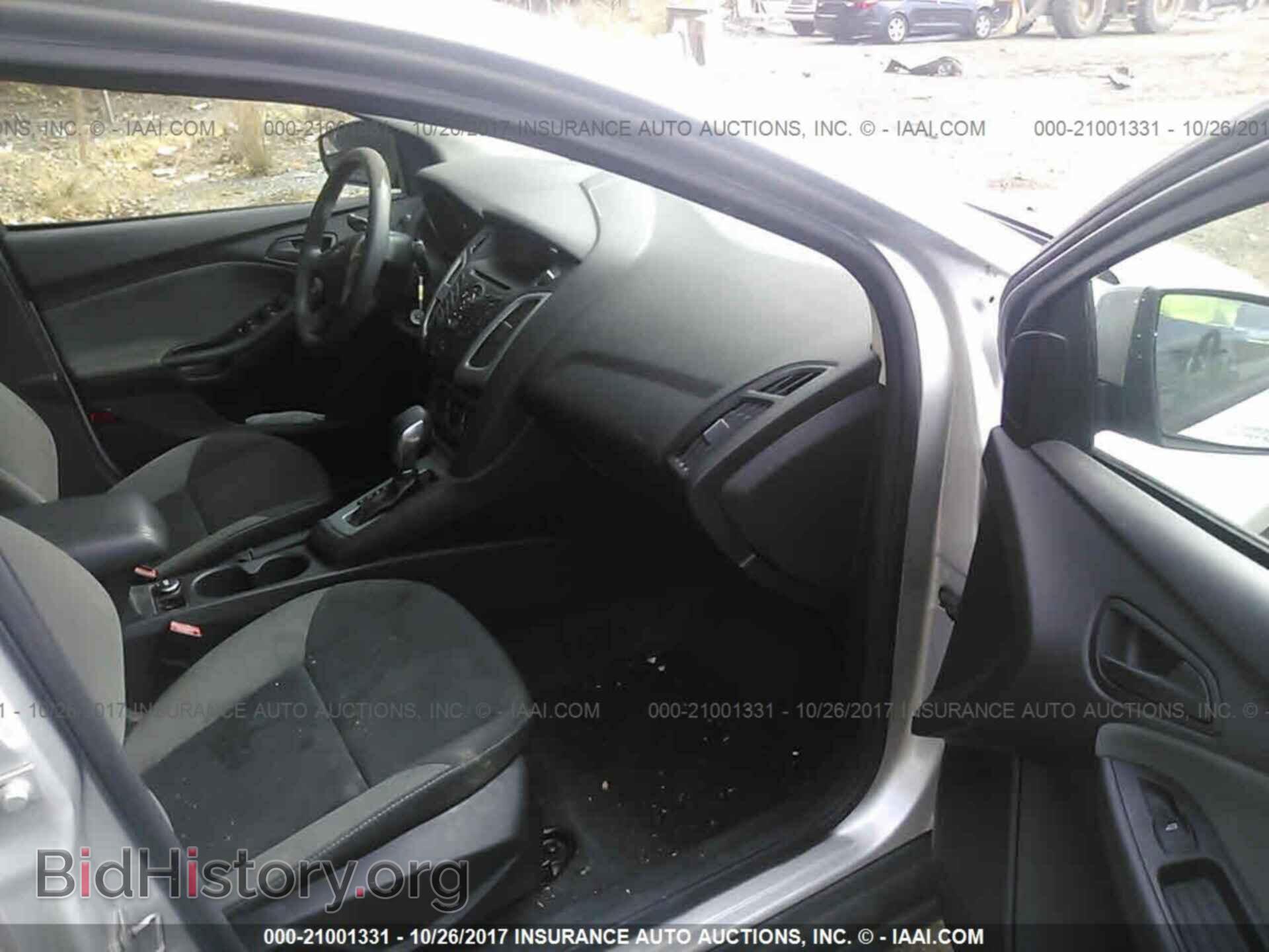 2012 Ford Focus - VIN: 1FAHP3F24CL260869 - Photo 5