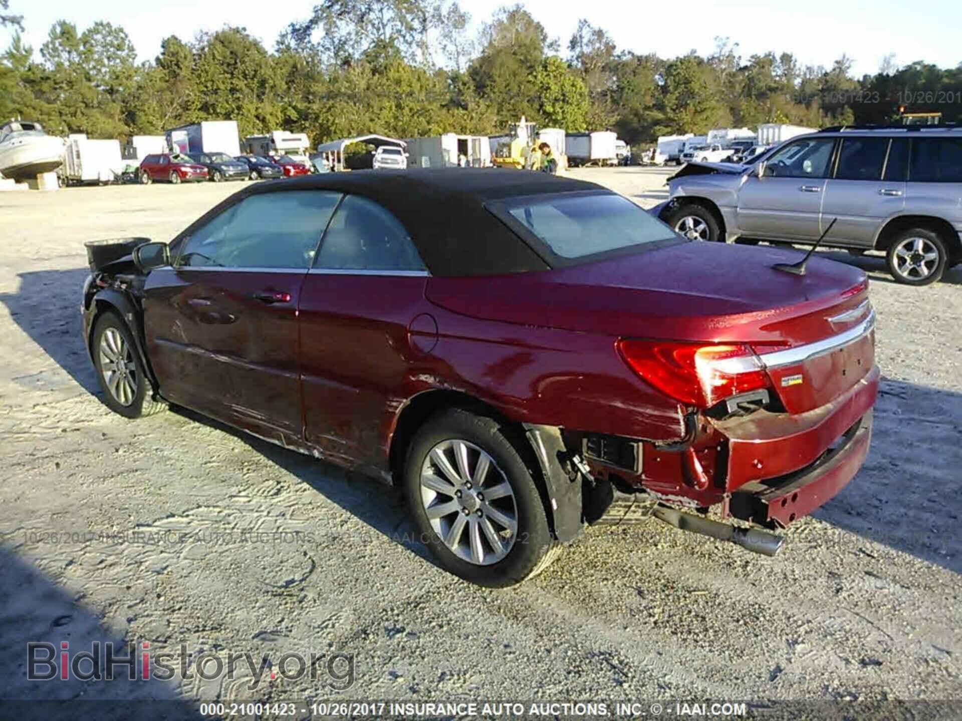 2014 Chrysler 200 - VIN: 1C3BCBEG5EN131084 - Photo 3