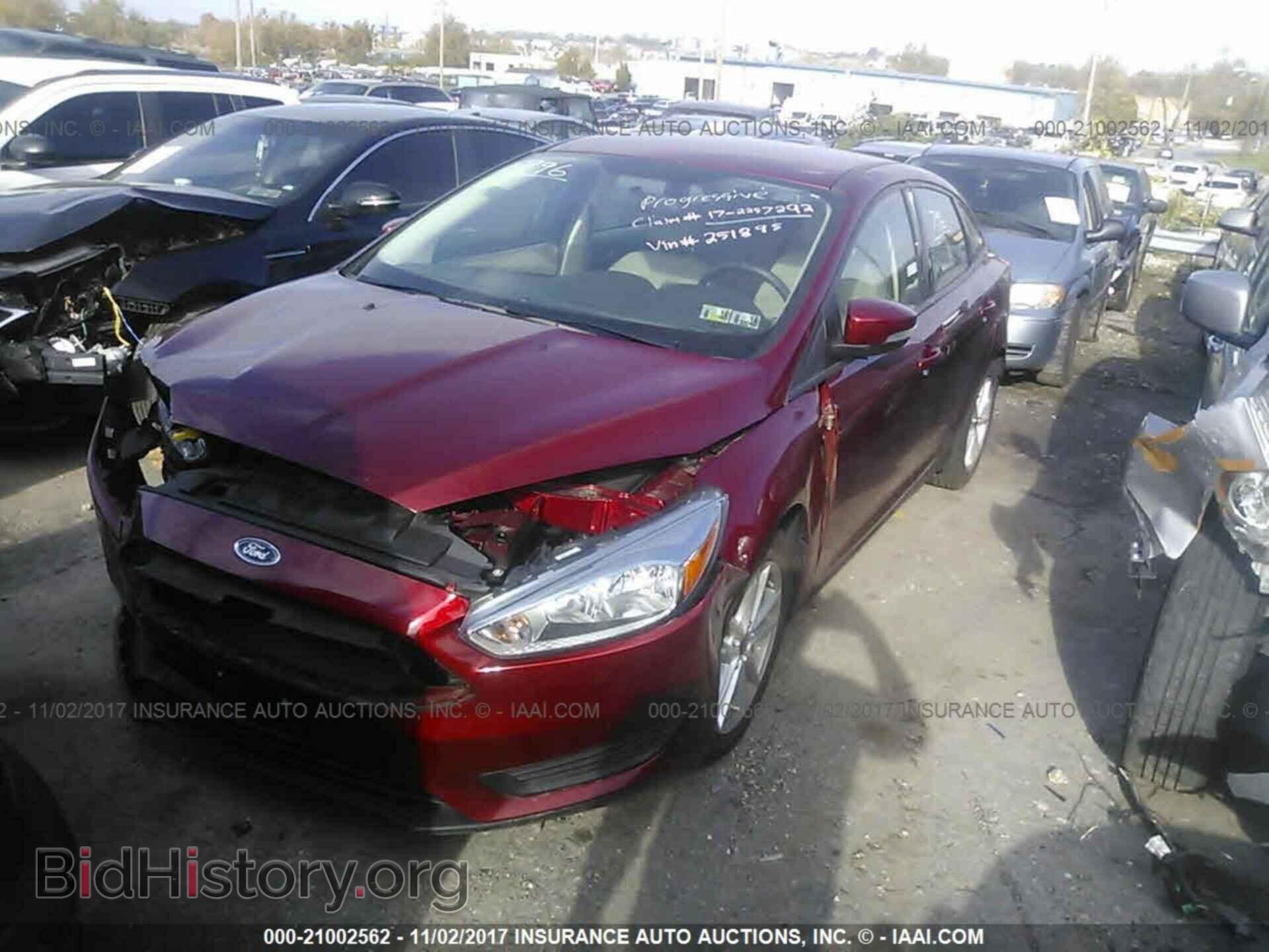 2015 Ford Focus - VIN: 1FADP3F20FL251895 - Photo 2