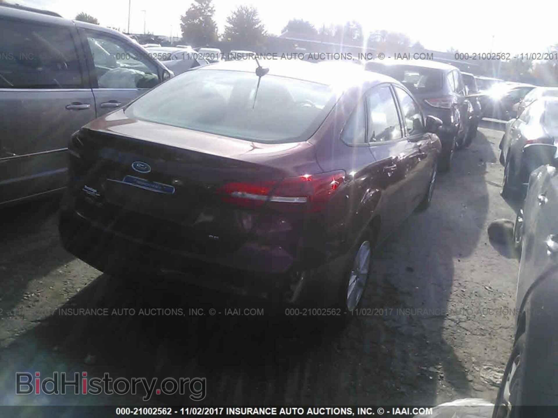 2015 Ford Focus - VIN: 1FADP3F20FL251895 - Photo 4