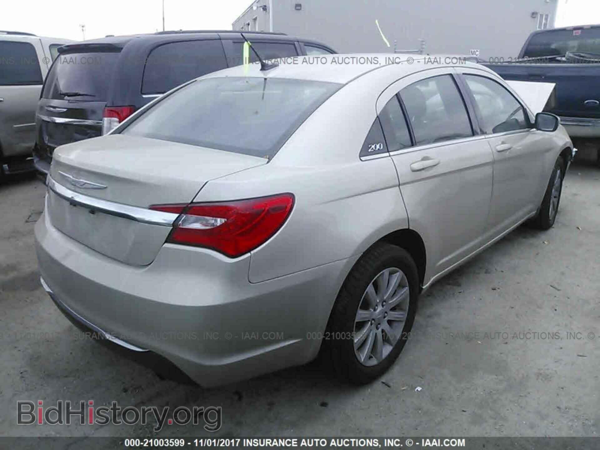 2013 Chrysler 200 - VIN: 1C3CCBBB1DN763012 - Photo 4