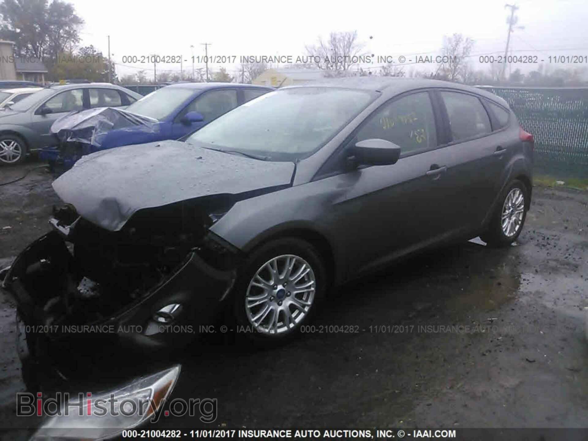 2012 Ford Focus - VIN: 1FAHP3K20CL168986 - Photo 2