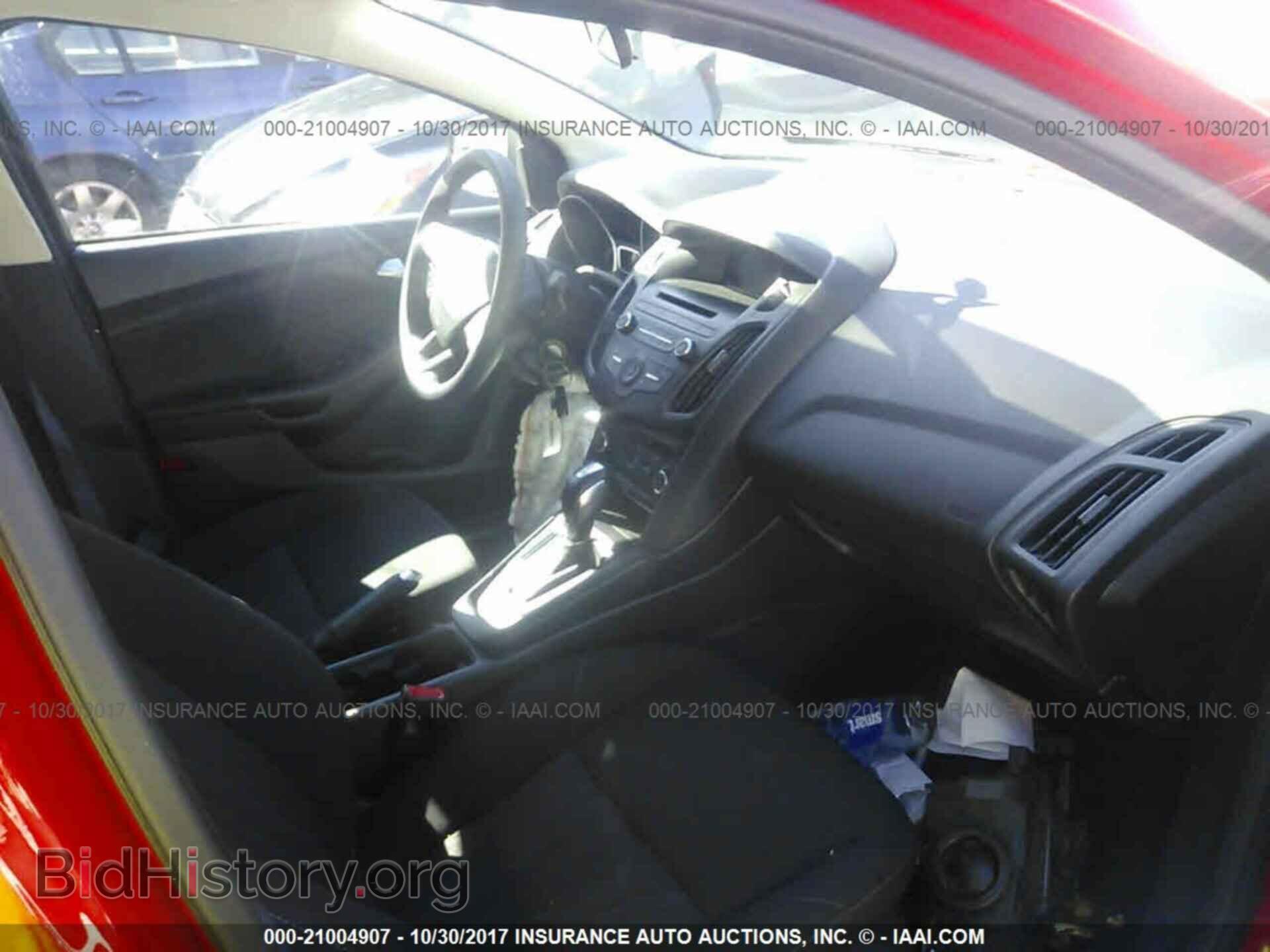 2016 Ford Focus - VIN: 1FADP3K28GL283484 - Фото 5