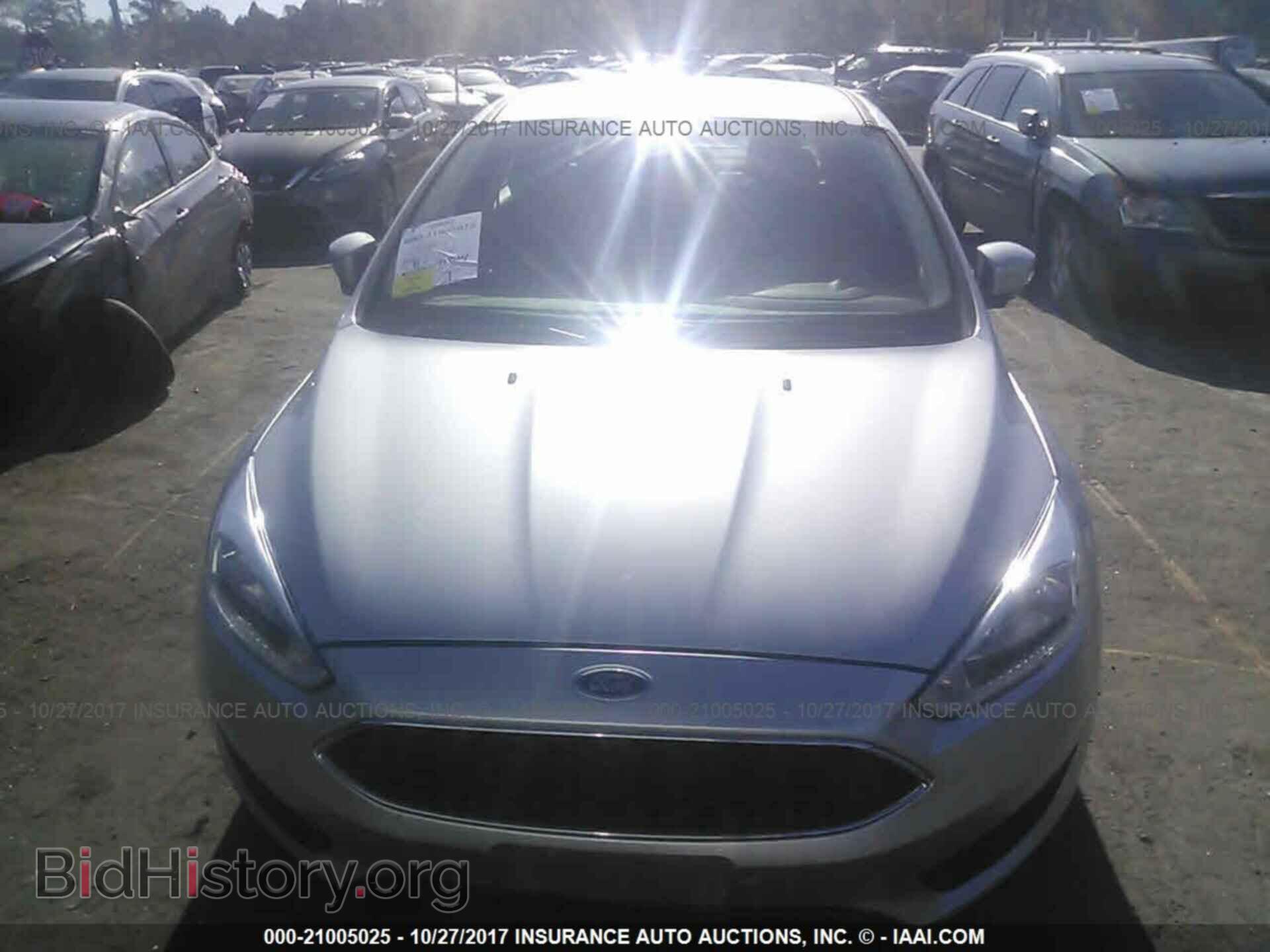 2016 Ford Focus - VIN: 1FADP3F25GL269598 - Photo 6