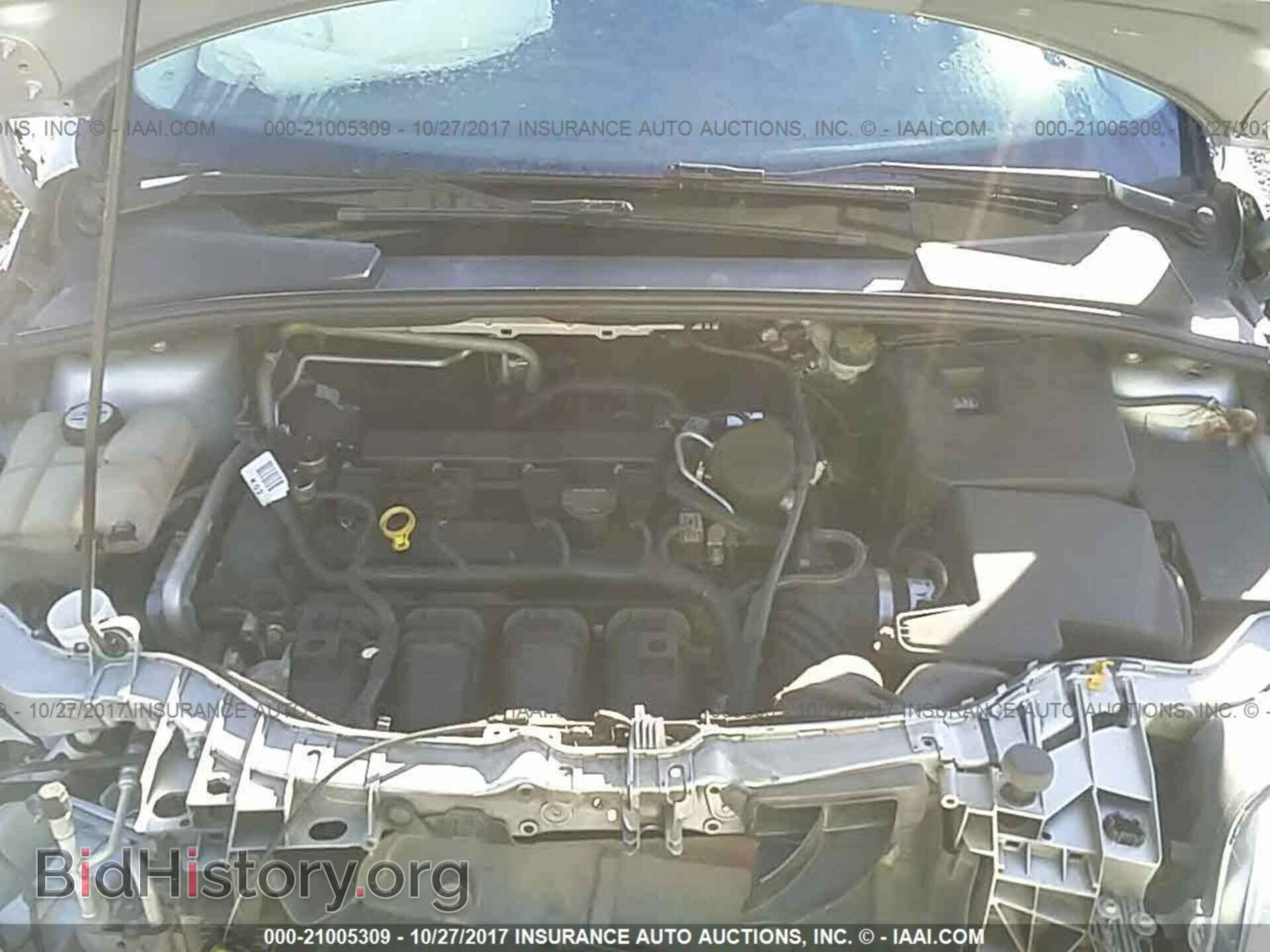 2012 Ford Focus - VIN: 1FAHP3H28CL176941 - Photo 10