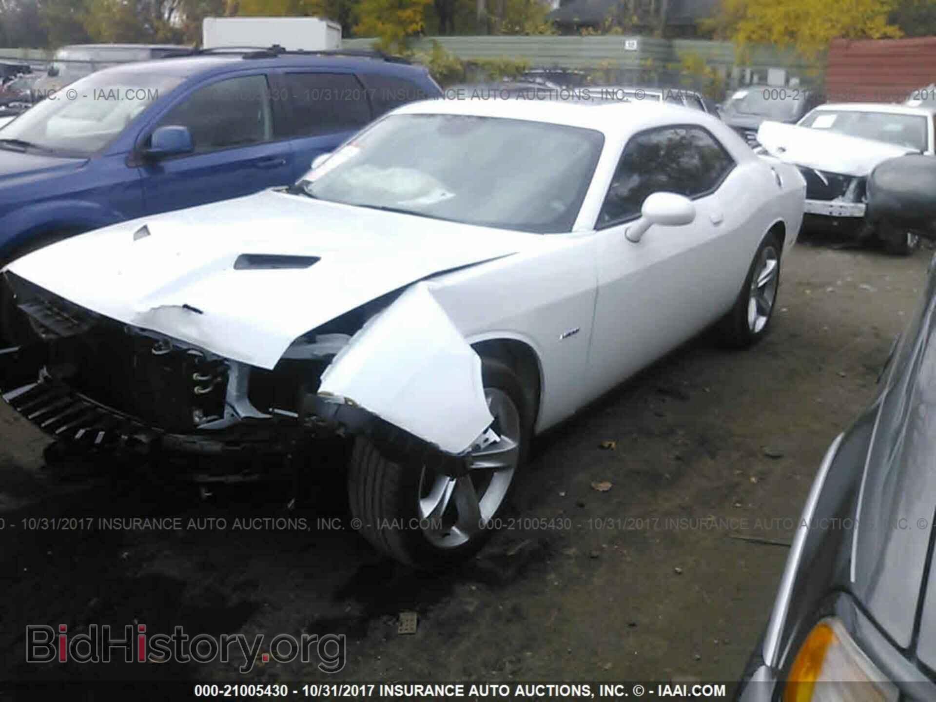 2017 Dodge Challenger - VIN: 2C3CDZBT8HH656388 - Фото 2