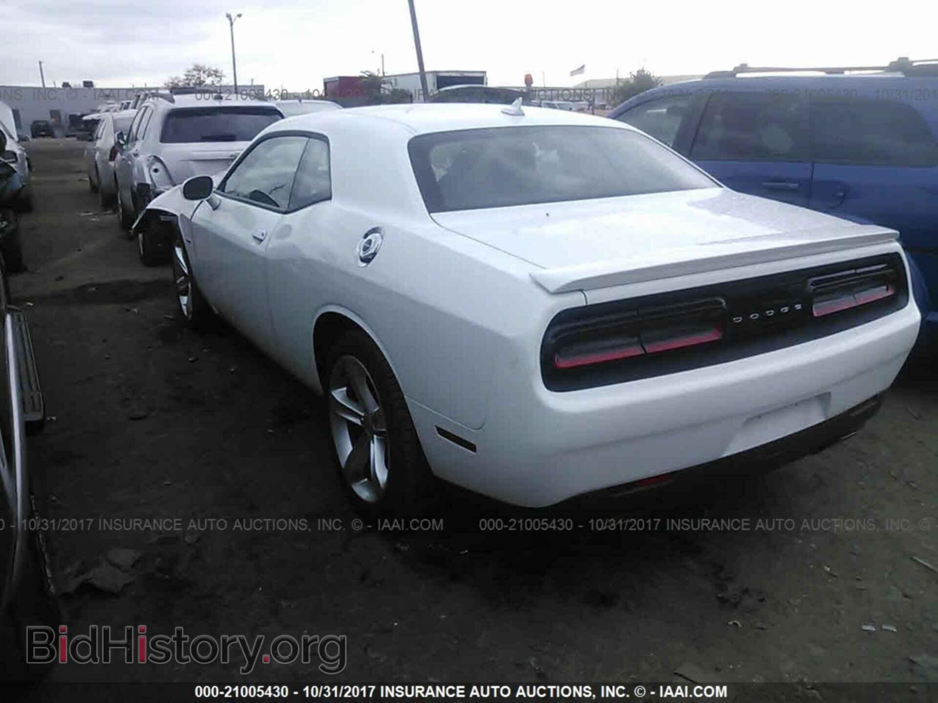 2017 Dodge Challenger - VIN: 2C3CDZBT8HH656388 - Фото 3
