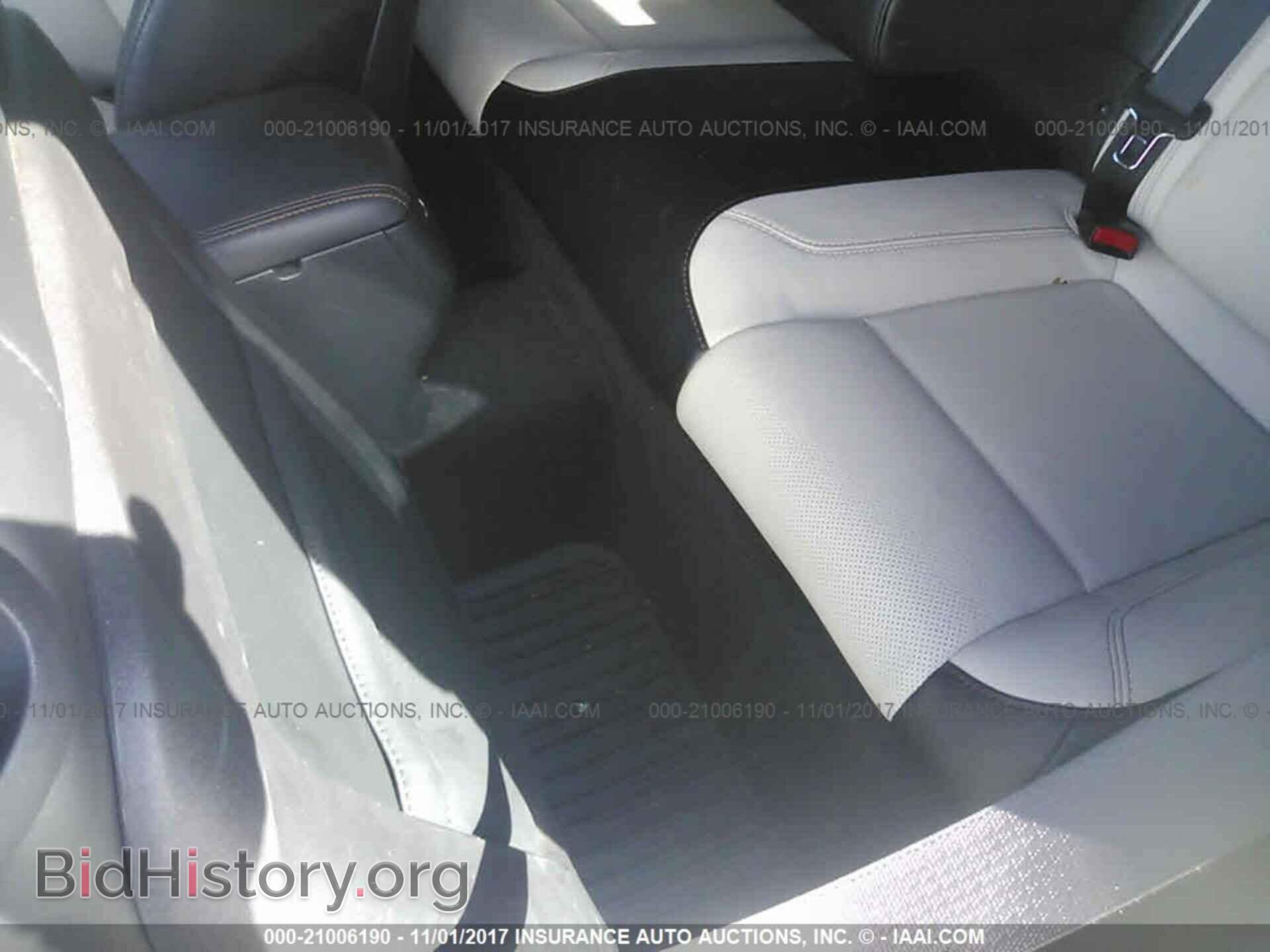 2015 Dodge Challenger - VIN: 2C3CDZBG7FH723594 - Photo 8