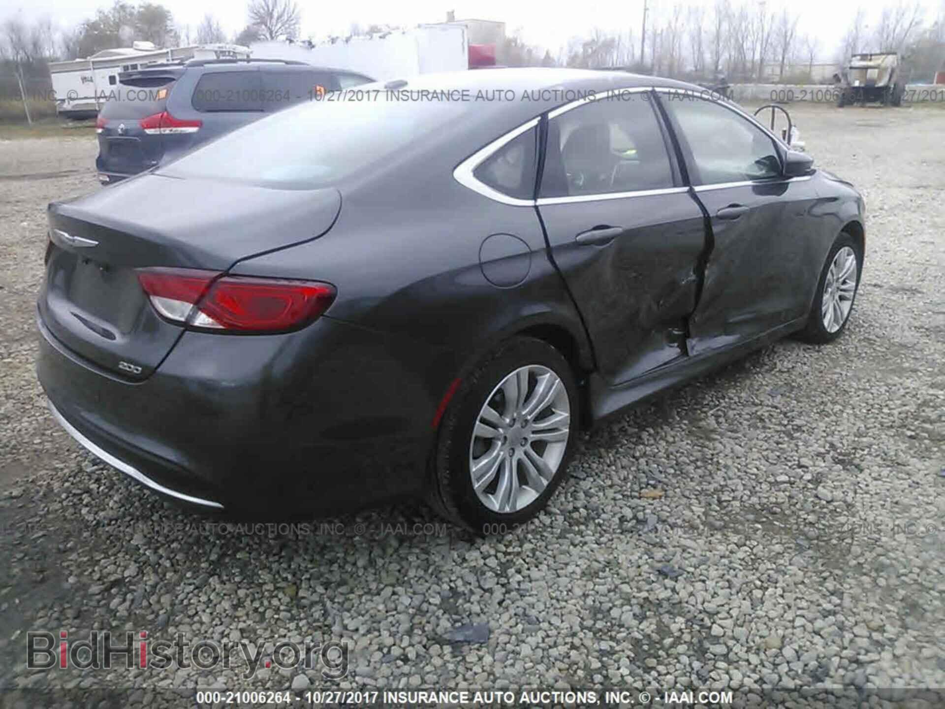 2015 Chrysler 200 - VIN: 1C3CCCAB7FN551984 - Photo 4