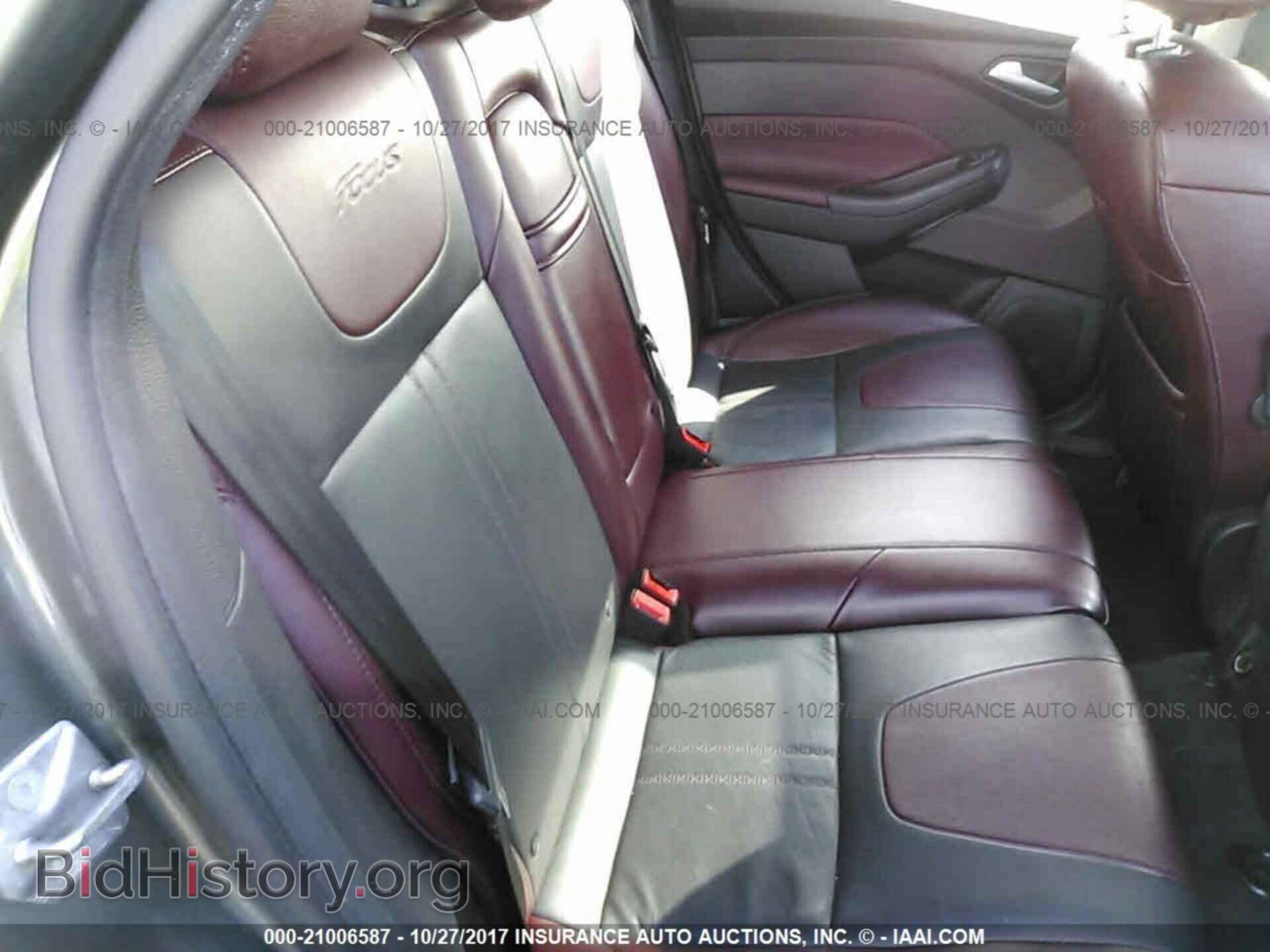 2012 Ford Focus - VIN: 1FAHP3N25CL402471 - Photo 8