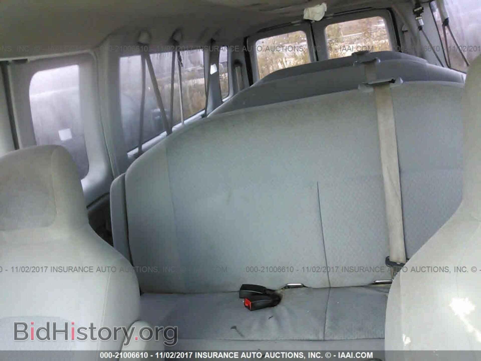 2011 Ford Econoline - VIN: 1FBSS3BL1BDA69758 - Photo 8