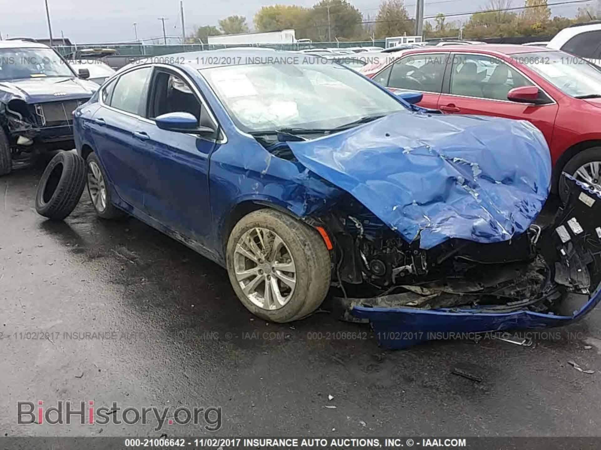 Photo 1C3CCCAB9FN557981 - Chrysler 200 2015
