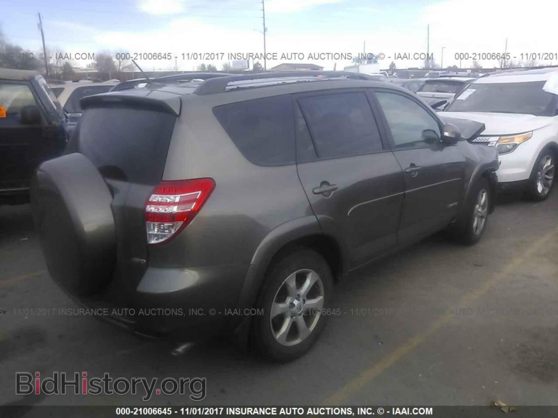 2011 Toyota Rav4 - VIN: 2T3DK4DV5BW044227 - Фото 4