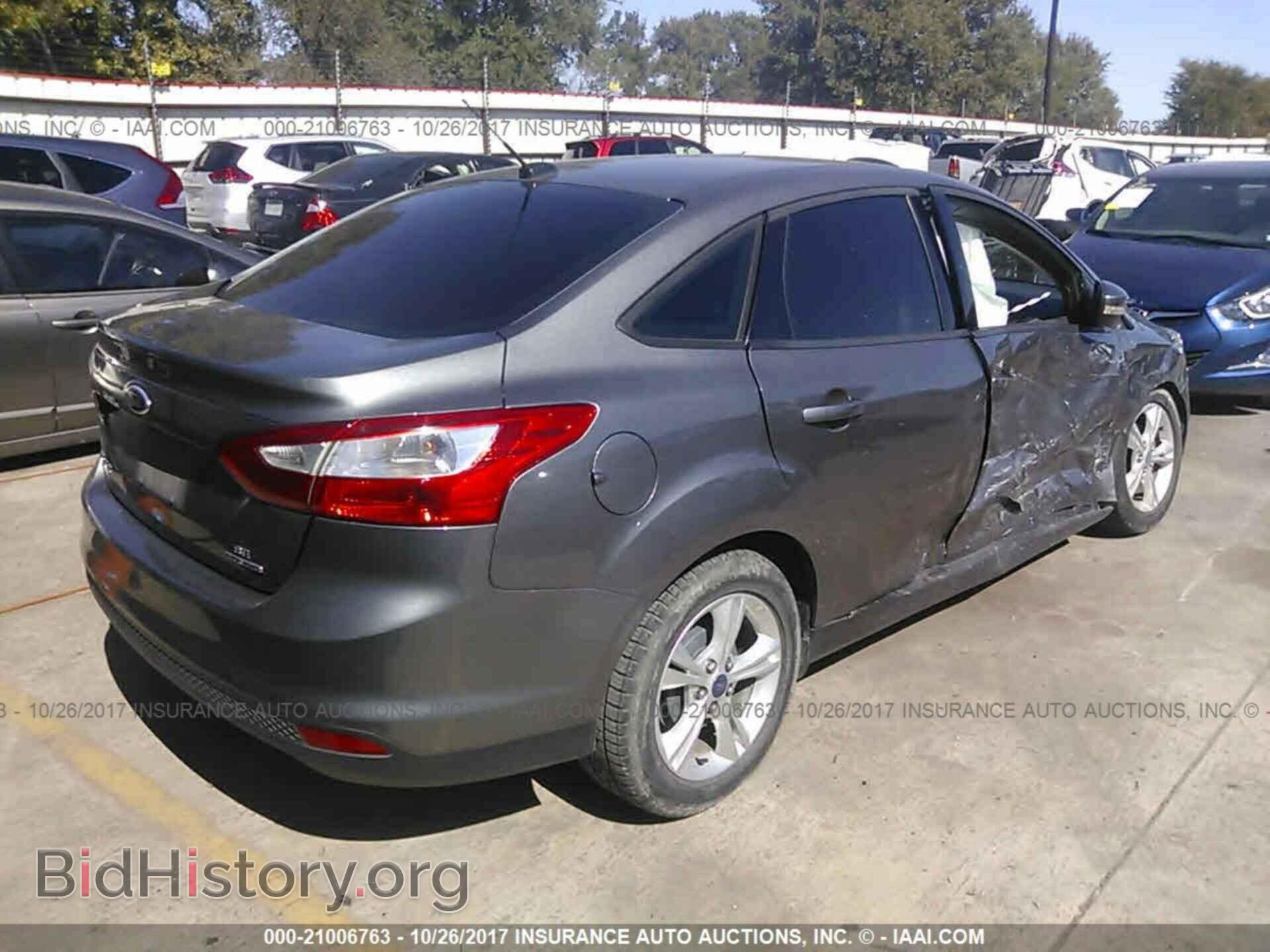2013 Ford Focus - VIN: 1FADP3F28DL119044 - Photo 4