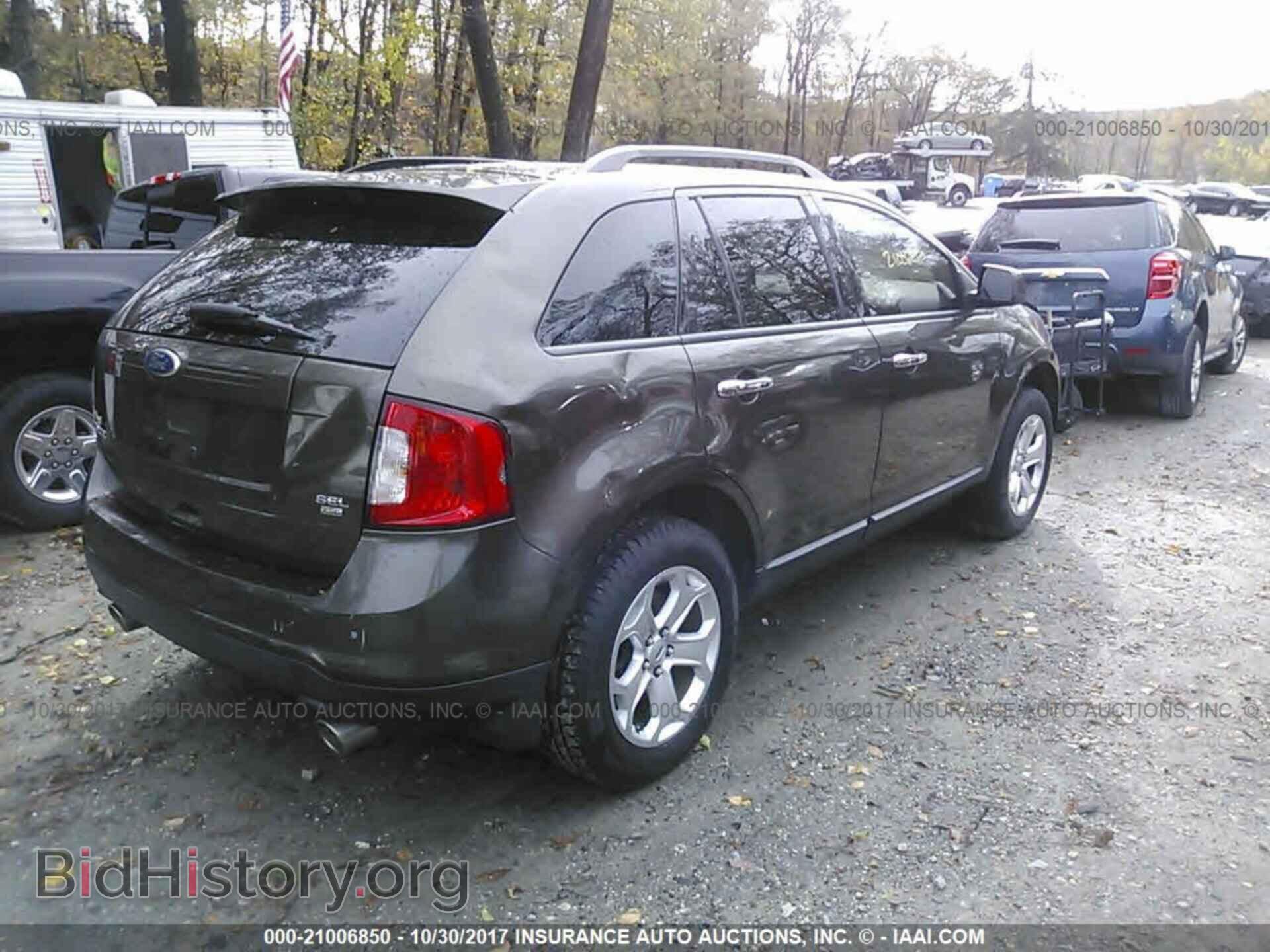 2011 Ford Edge - VIN: 2FMDK4JC7BBA55540 - Photo 4