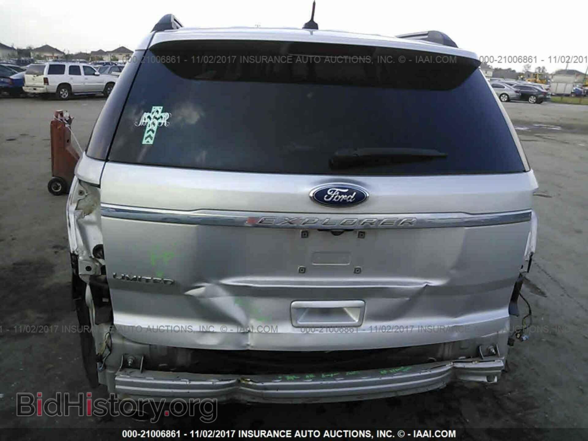 2011 Ford Explorer - VIN: 1FMHK7F88BGA60682 - Фото 6