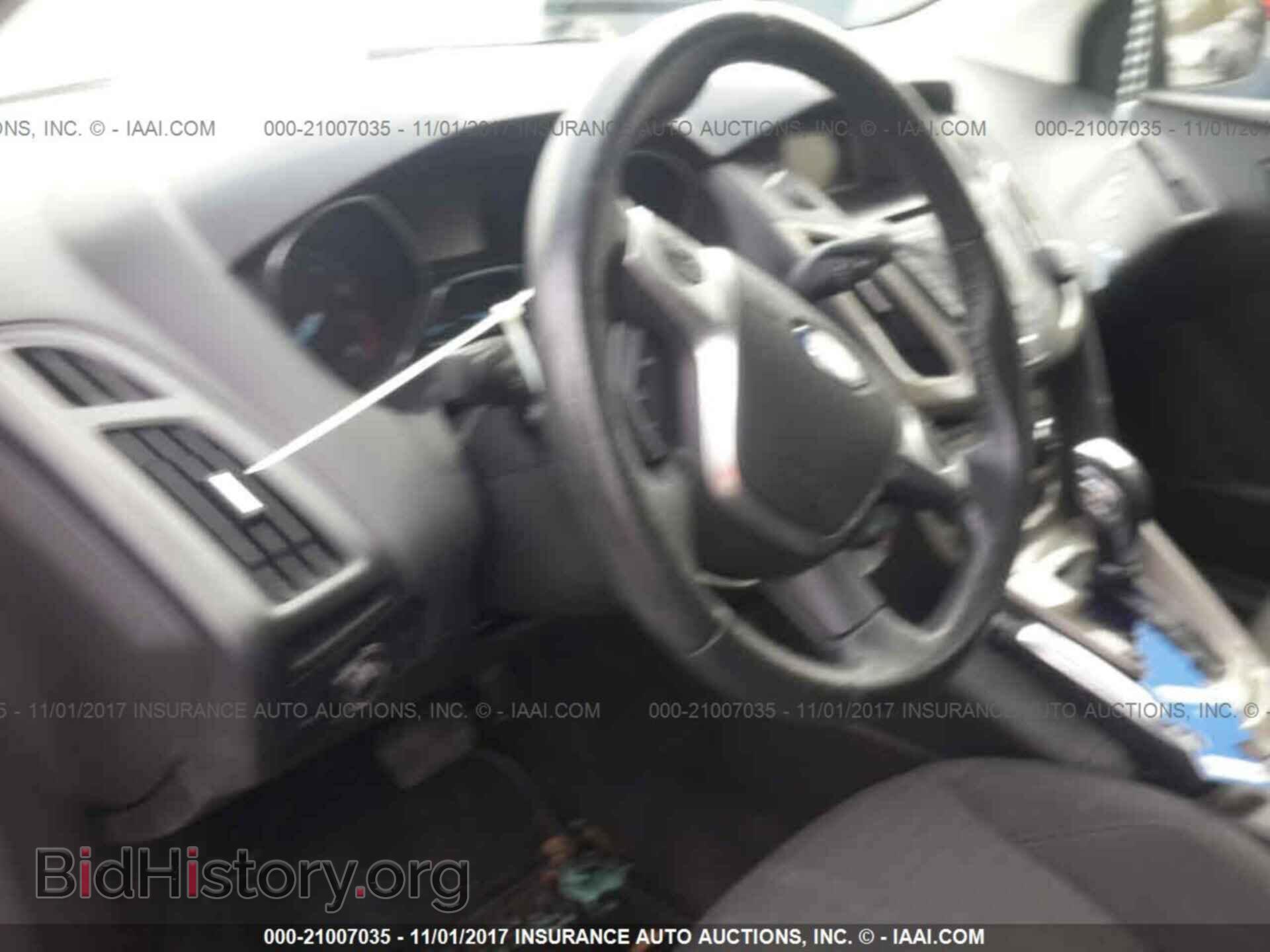 2012 Ford Focus - VIN: 1FAHP3M25CL436783 - Photo 5