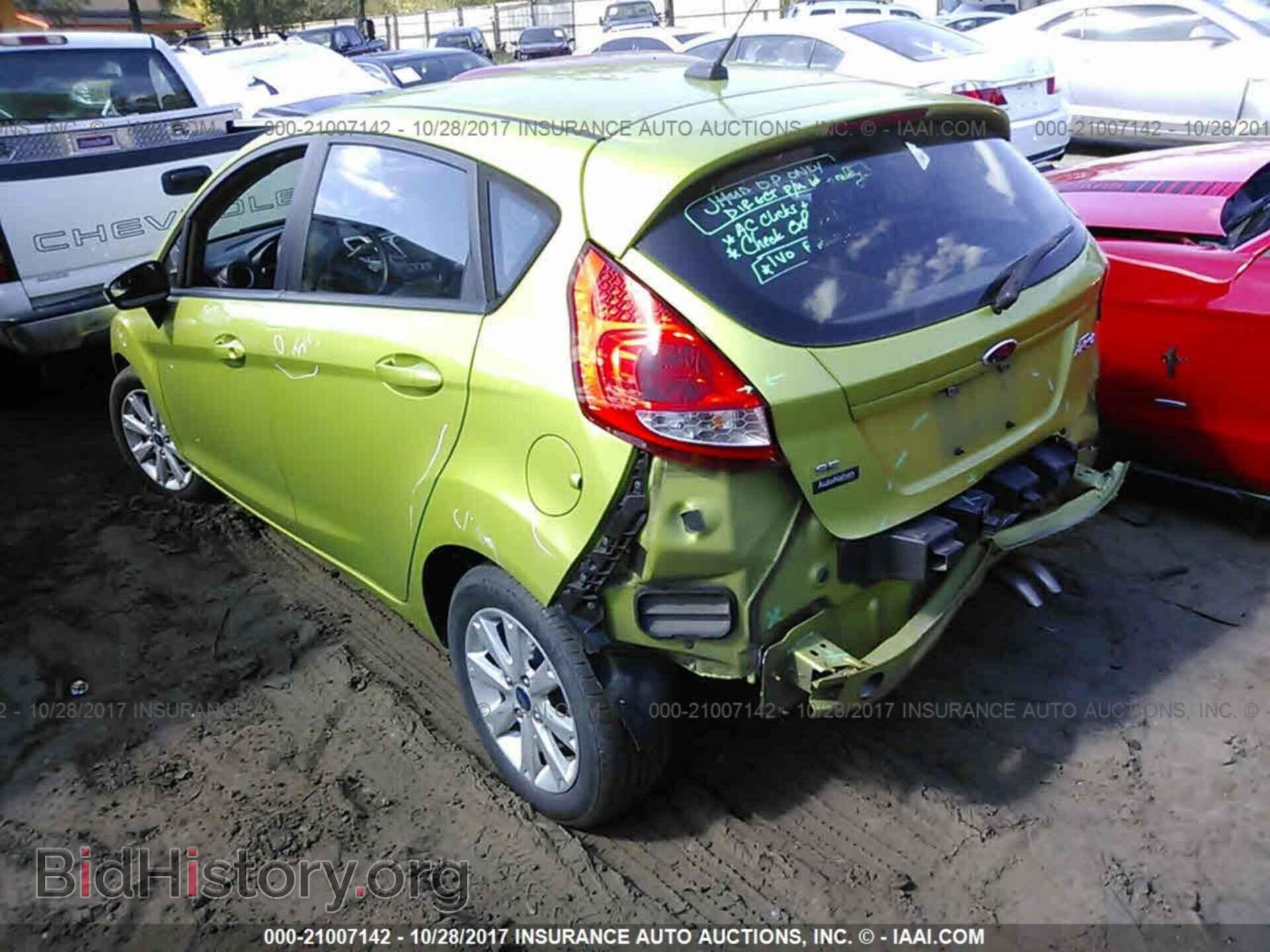 2013 Ford Fiesta - VIN: 3FADP4EJ4DM143872 - Фото 3
