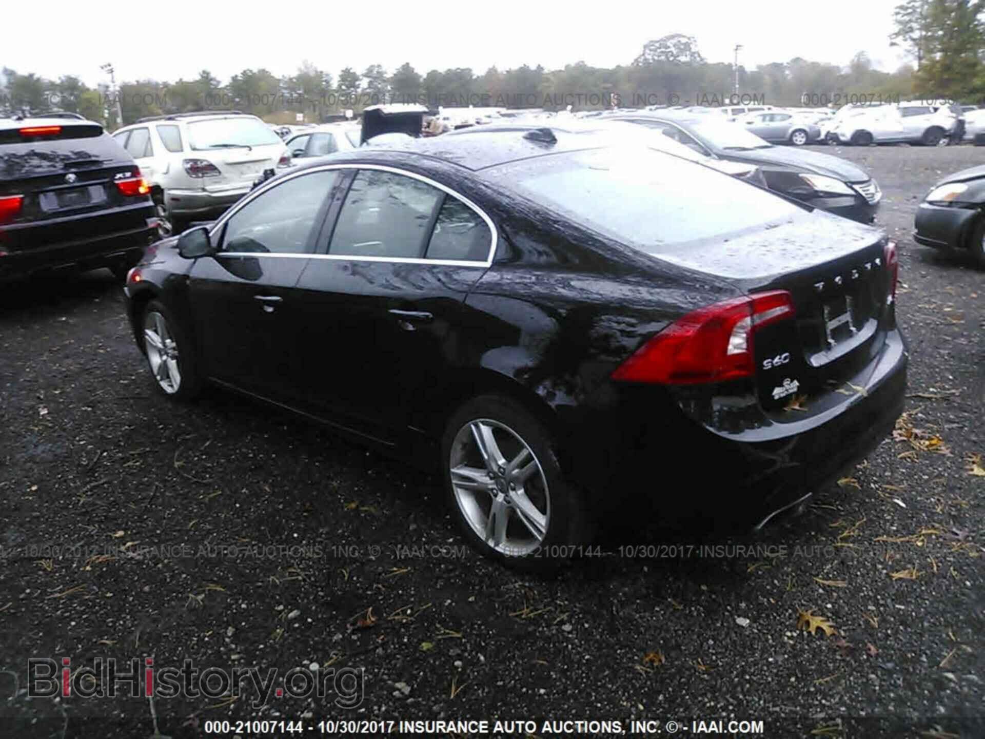 2016 Volvo S60 - VIN: YV126MFK0G1399885 - Фото 3