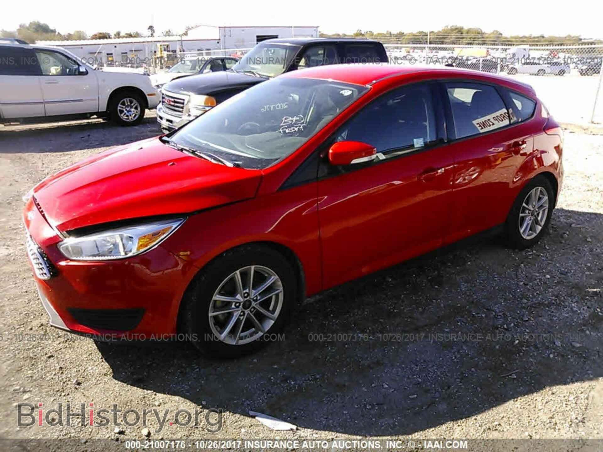2016 Ford Focus - VIN: 1FADP3K20GL364169 - Фото 2