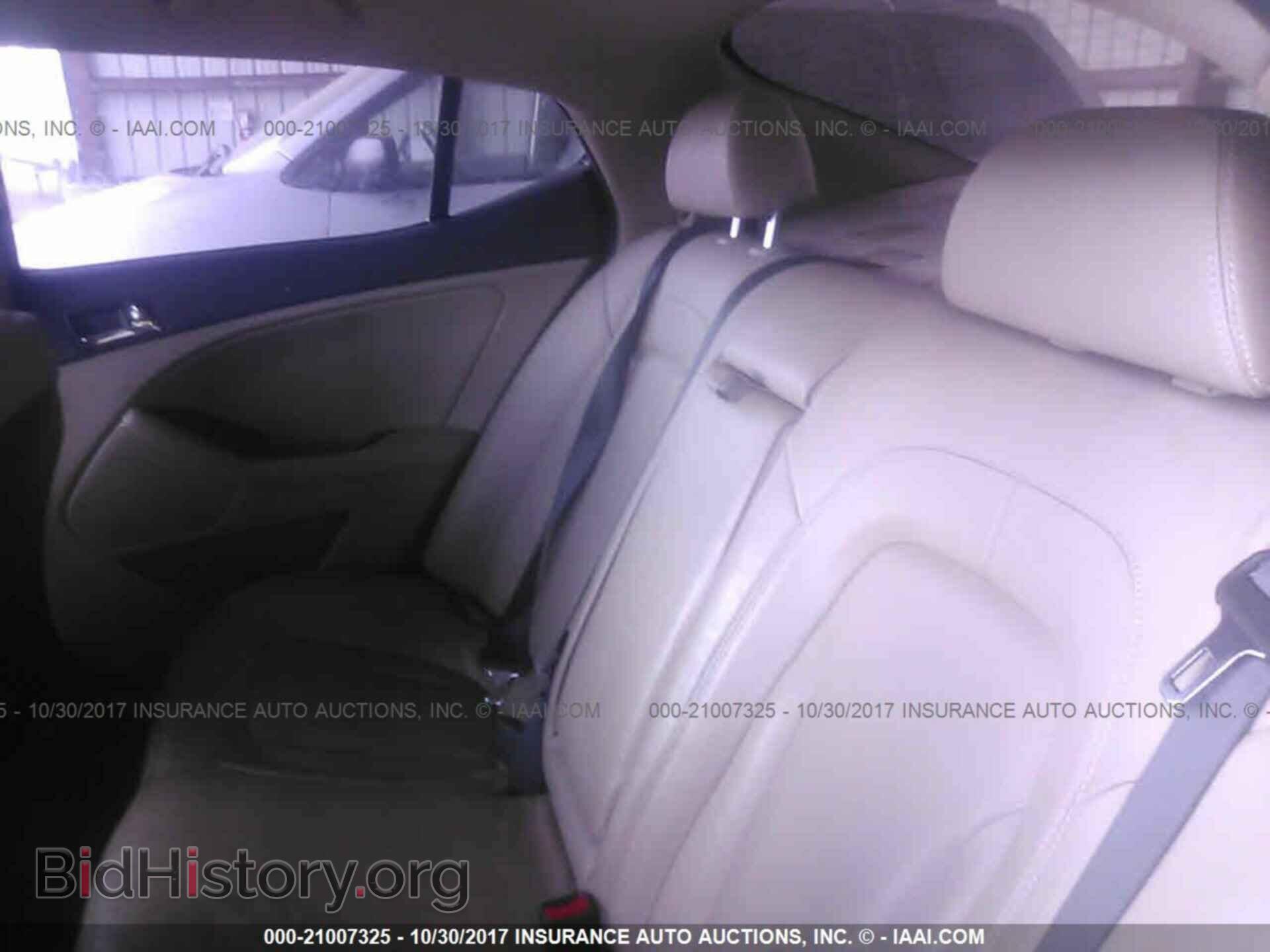 2011 Kia Optima - VIN: KNAGN4A70B5049060 - Фото 8