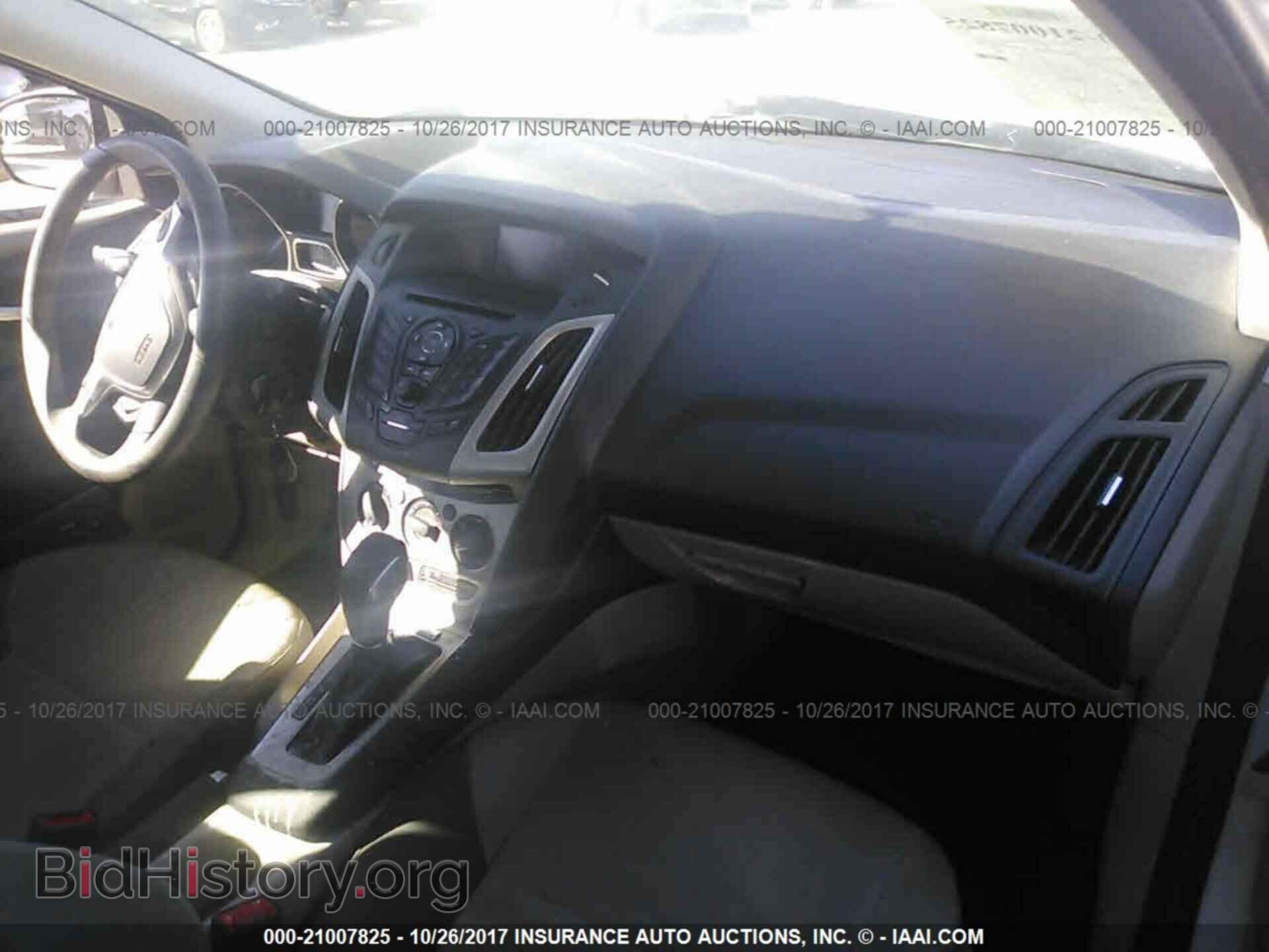 2013 Ford Focus - VIN: 1FADP3F22DL359612 - Photo 5