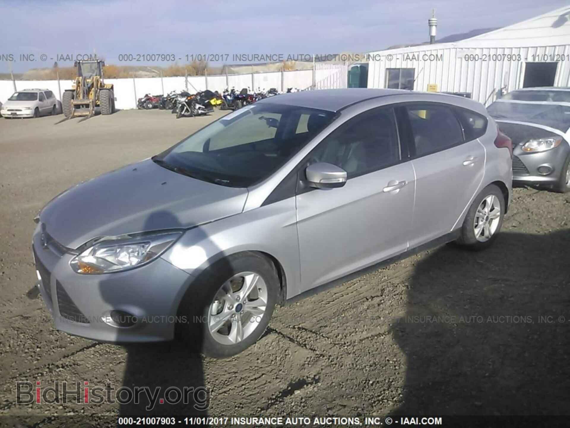 2014 Ford Focus - VIN: 1FADP3K22EL413661 - Фото 2