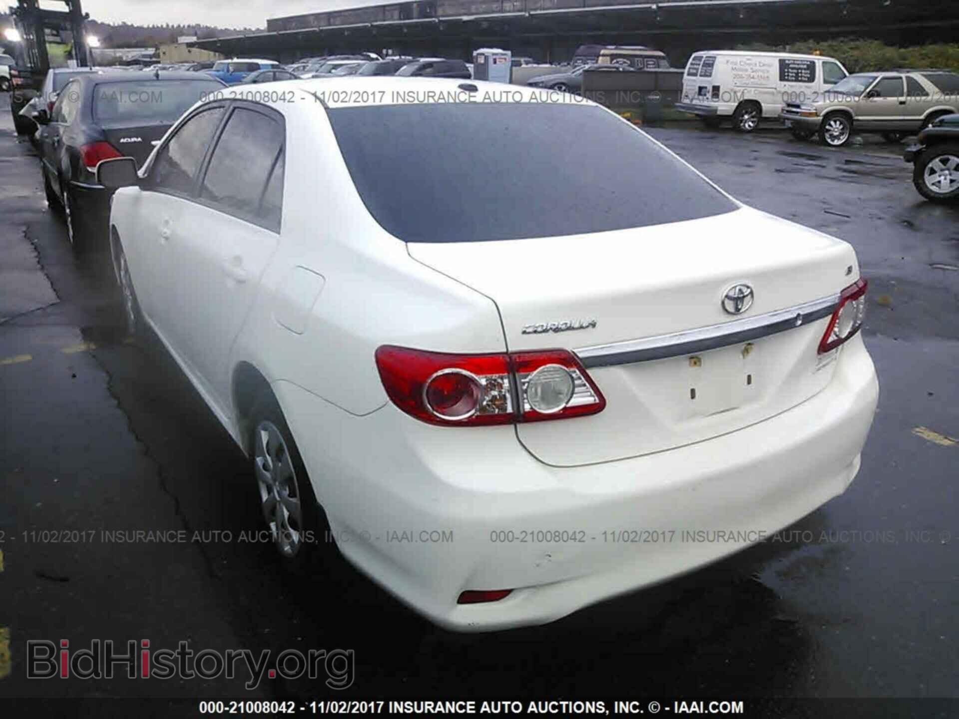 2011 Toyota Corolla - VIN: JTDBU4EE6BJ092060 - Фото 3