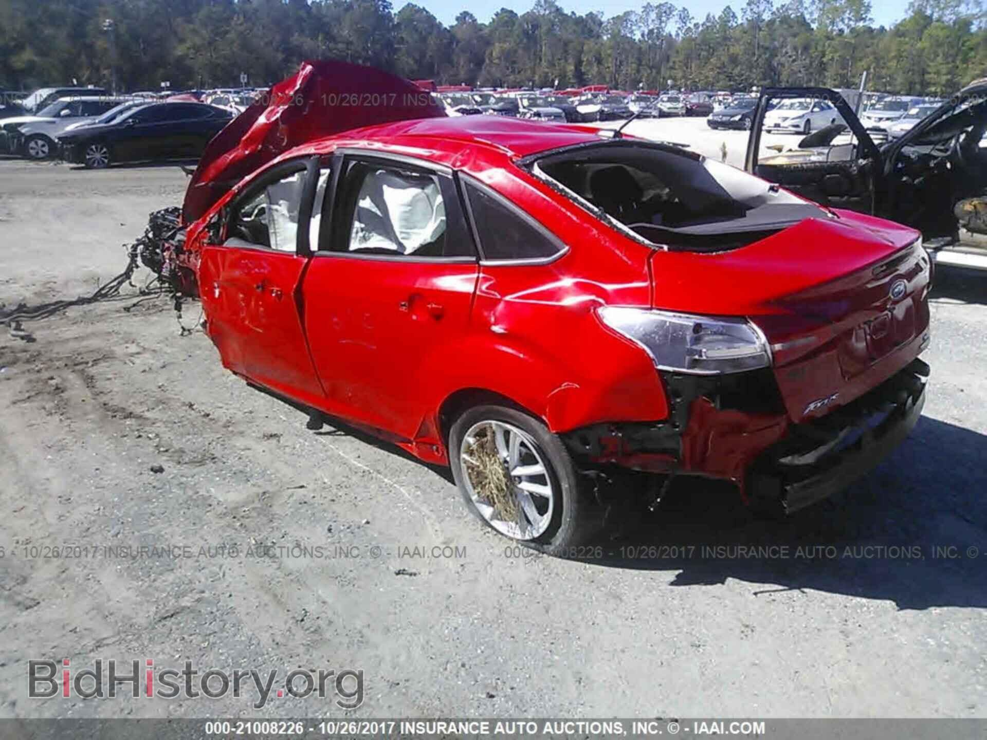2015 Ford Focus - VIN: 1FADP3F2XFL279879 - Фото 3