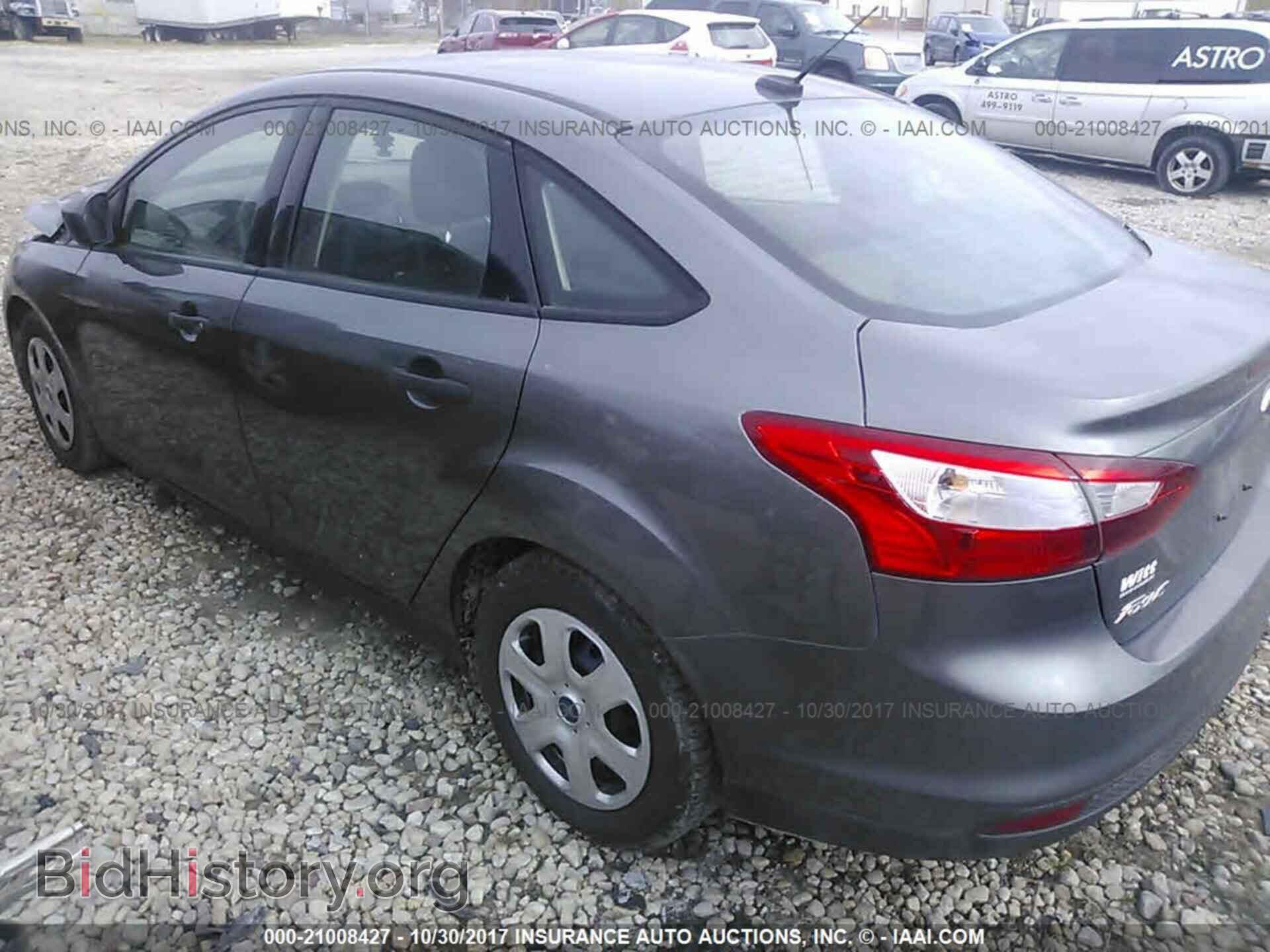 2012 Ford Focus - VIN: 1FAHP3E22CL342116 - Photo 3