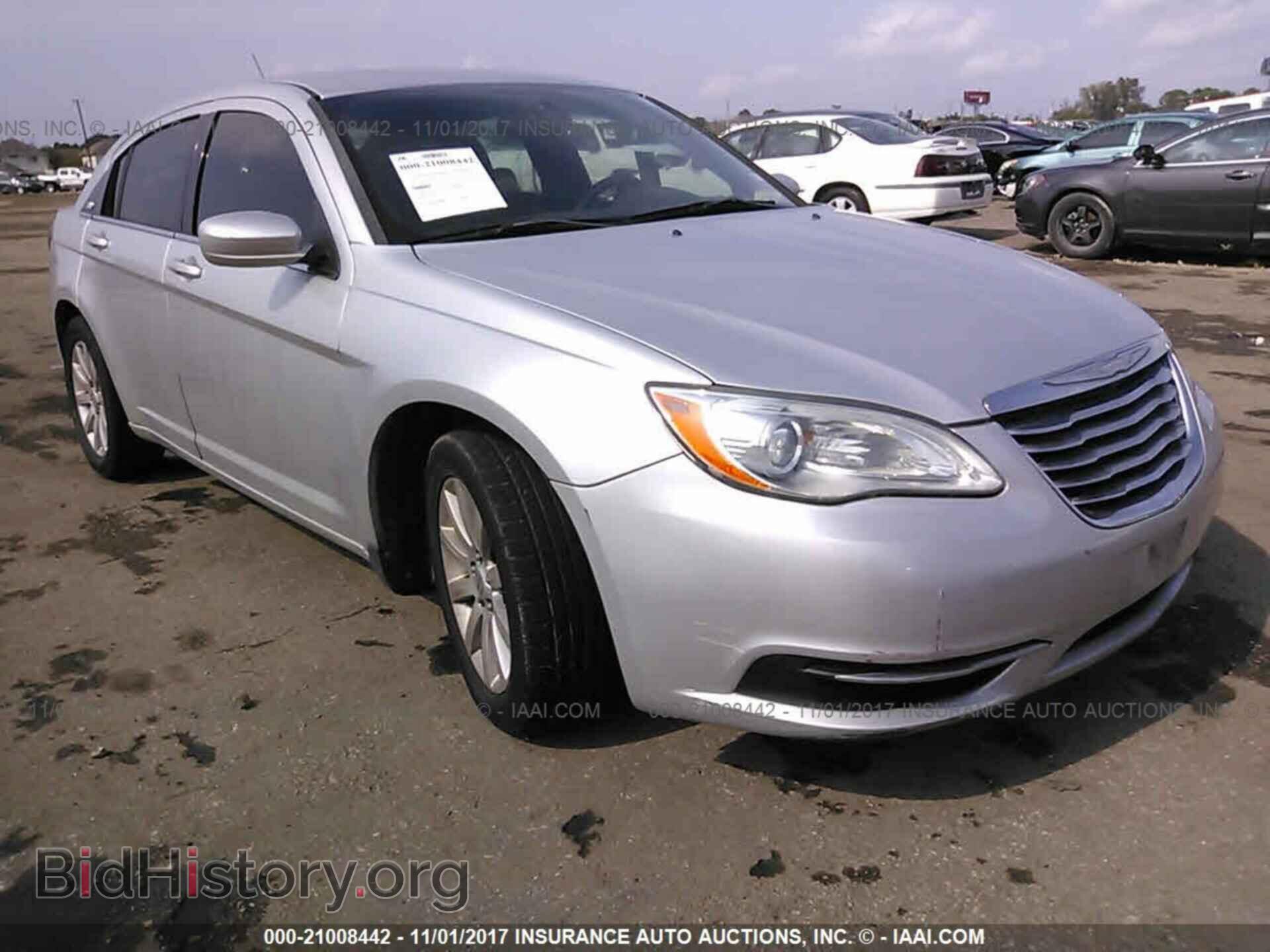 Photo 1C3BC1FB0BN537900 - Chrysler 200 2011