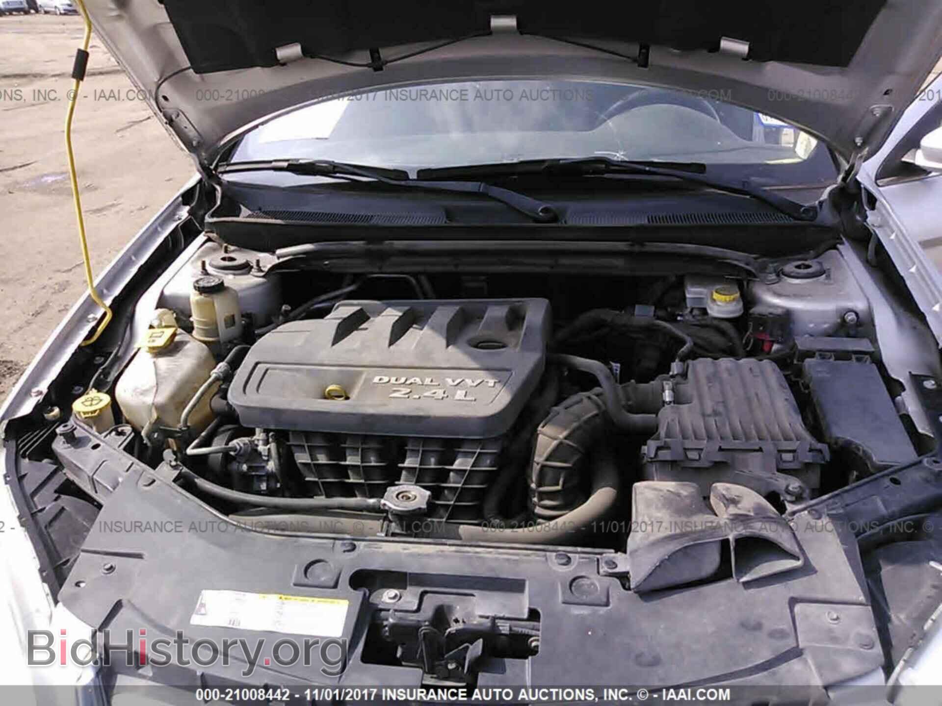 2011 Chrysler 200 - VIN: 1C3BC1FB0BN537900 - Photo 10