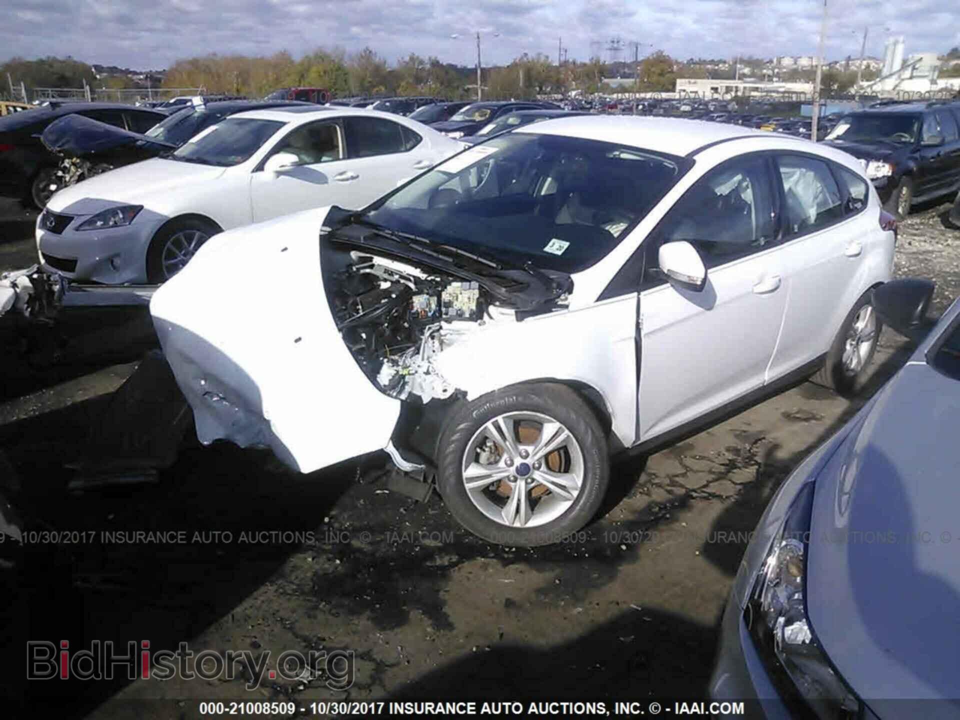 2014 Ford Focus - VIN: 1FADP3K27EL435199 - Фото 2