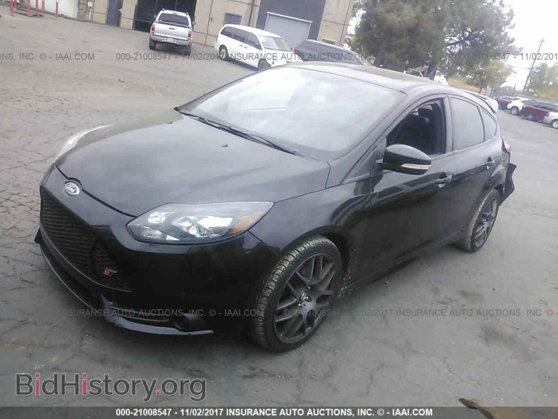 2013 Ford Focus - VIN: 1FADP3L92DL363354 - Photo 2