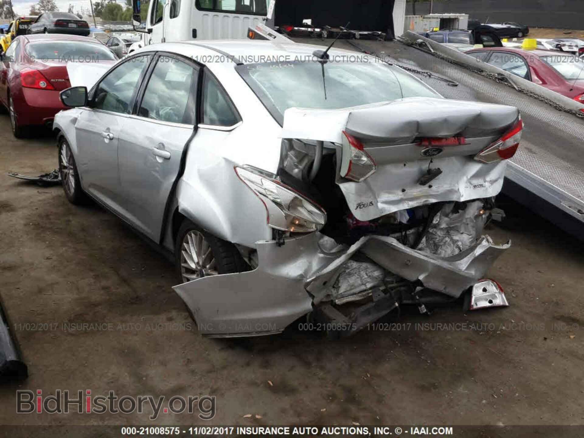 2012 Ford Focus - VIN: 1FAHP3H25CL179926 - Photo 3