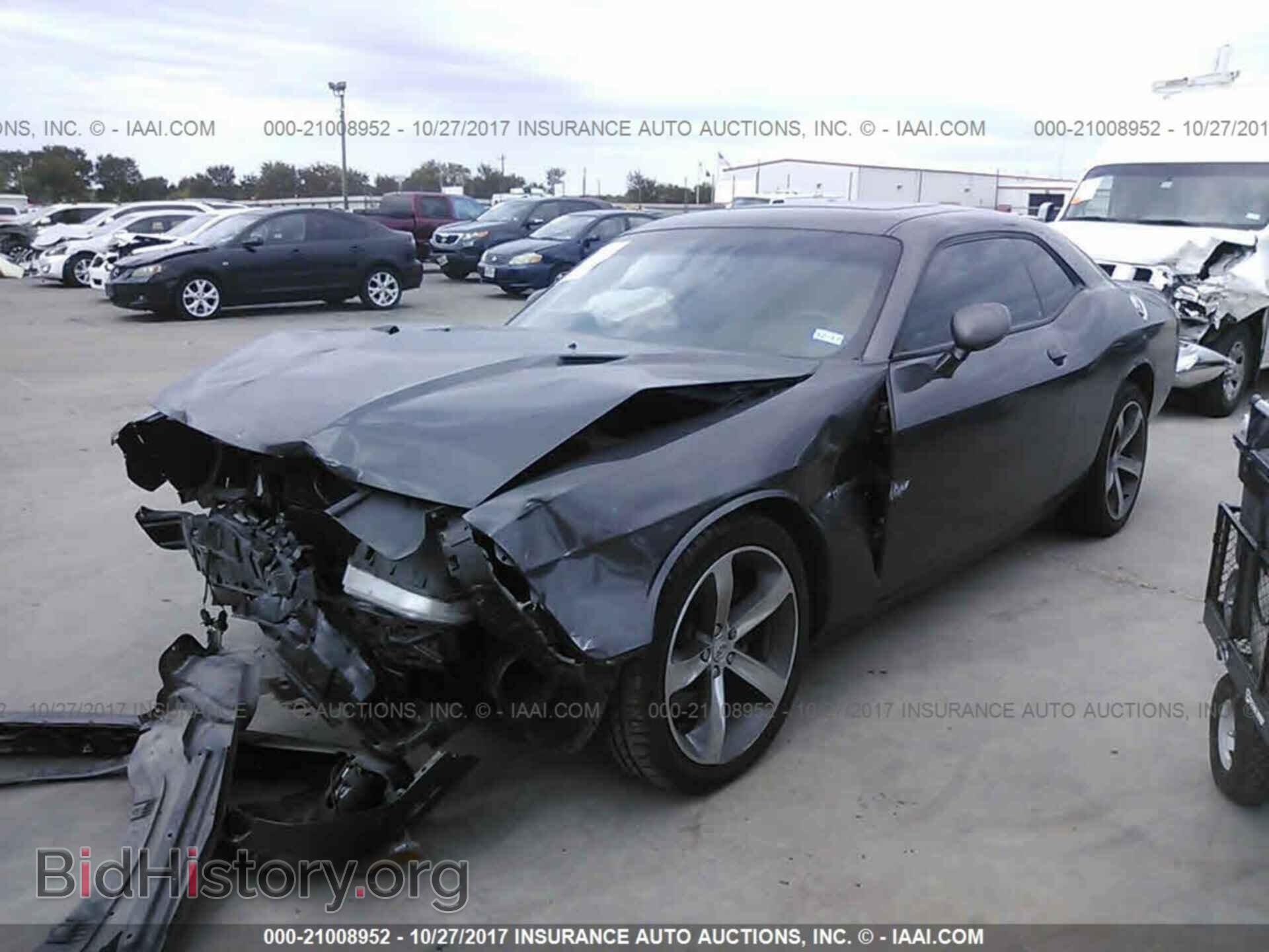 2014 Dodge Challenger - VIN: 2C3CDYAG7EH229794 - Photo 2