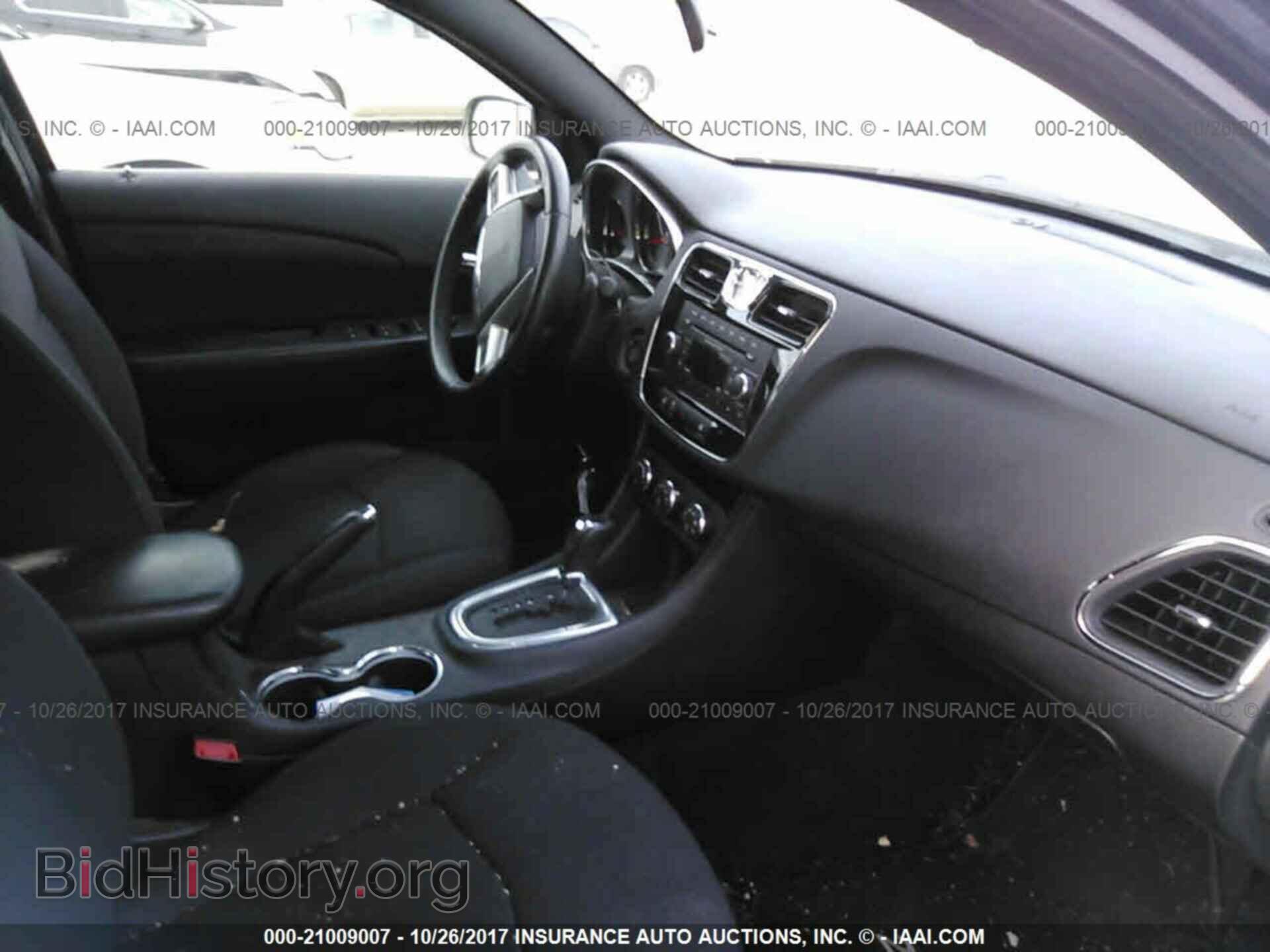2013 Chrysler 200 - VIN: 1C3CCBBB4DN597228 - Photo 5