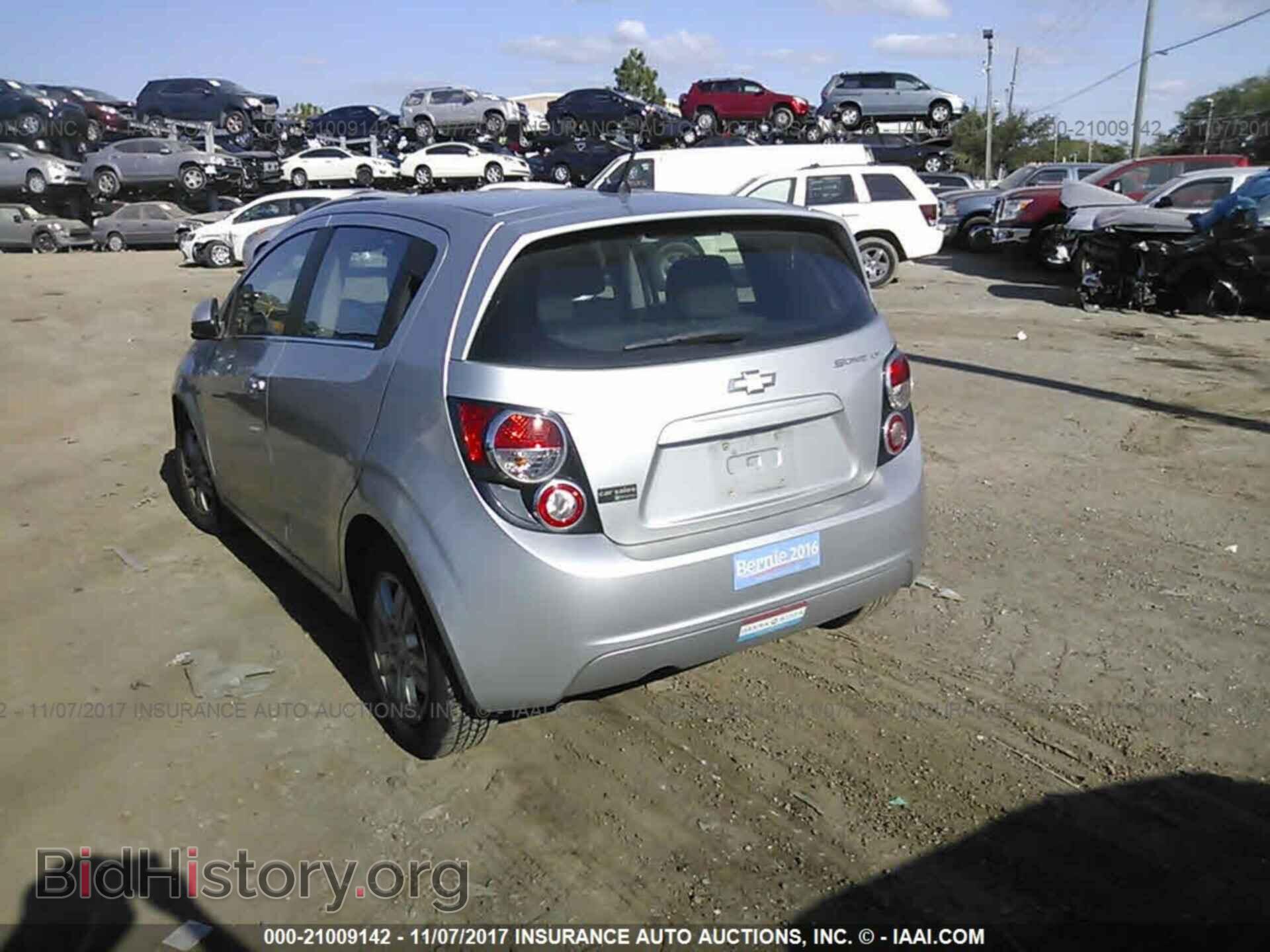 2012 Chevrolet Sonic - VIN: 1G1JC6SH0C4178630 - Фото 3