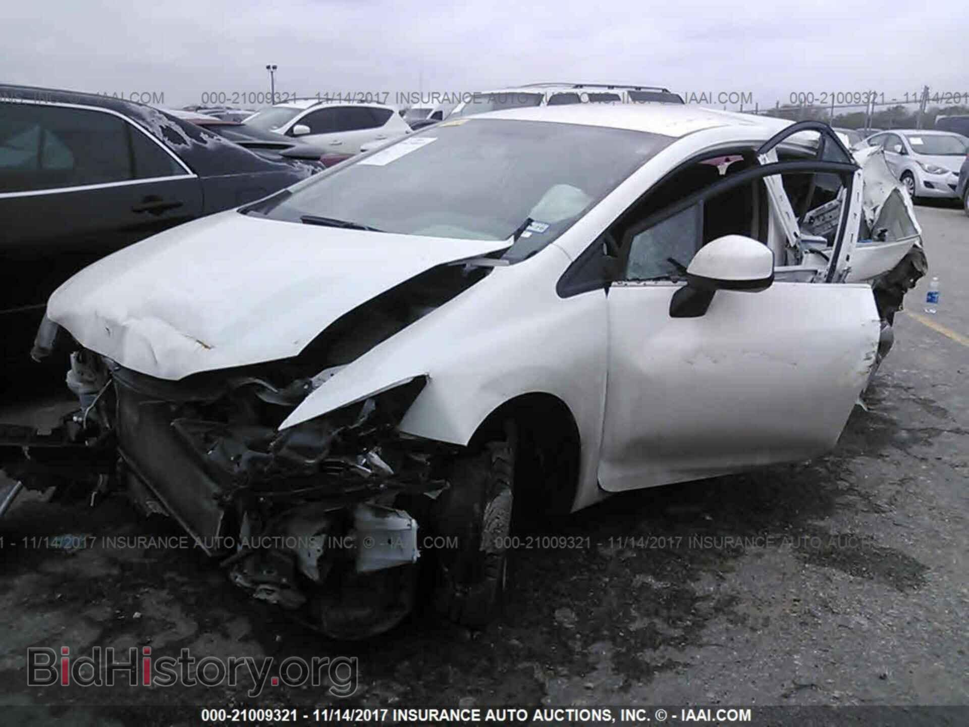 2013 Honda Civic - VIN: 2HGFB2F52DH556512 - Фото 2