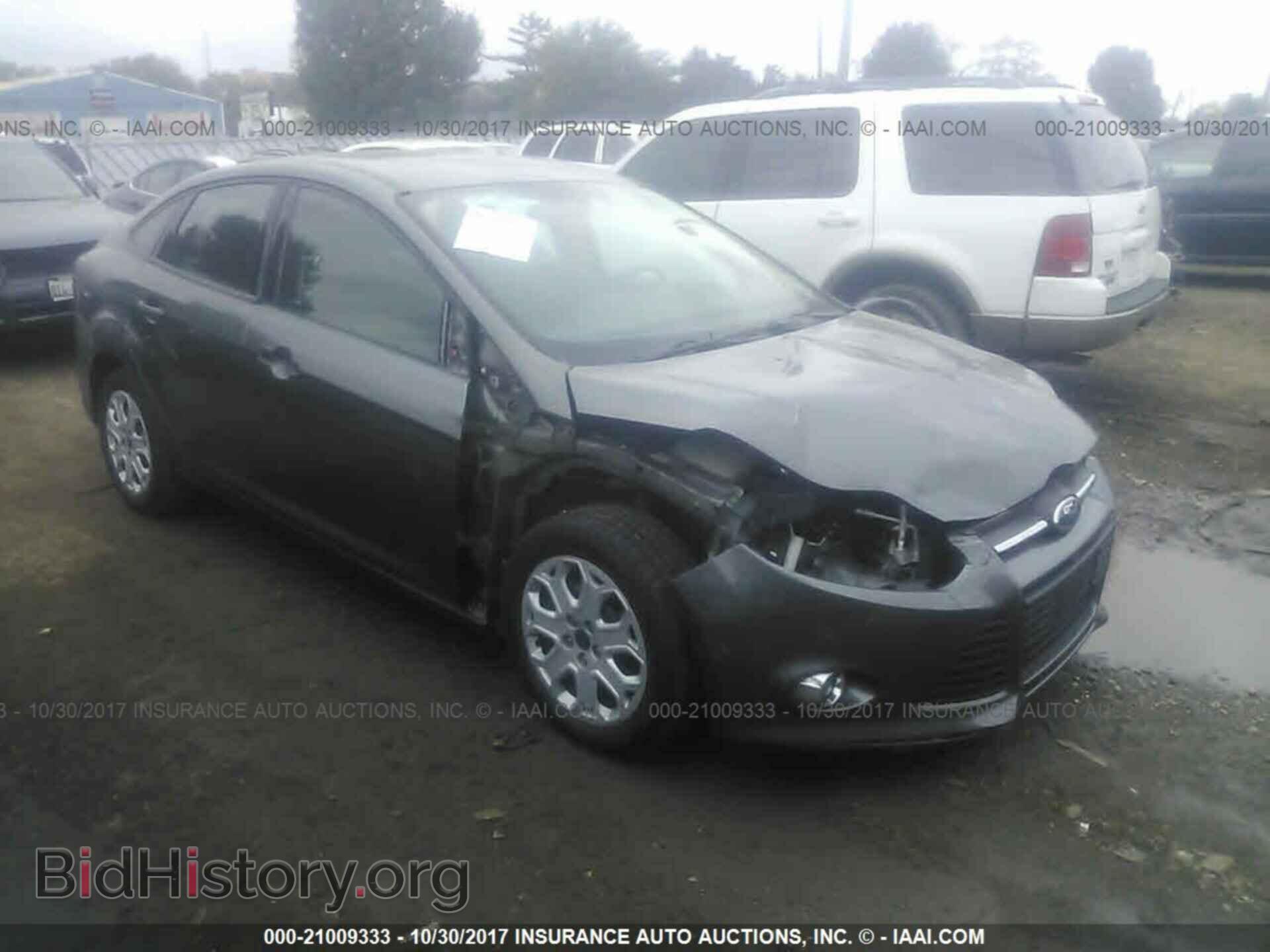 Photo 1FAHP3F21CL261011 - Ford Focus 2012