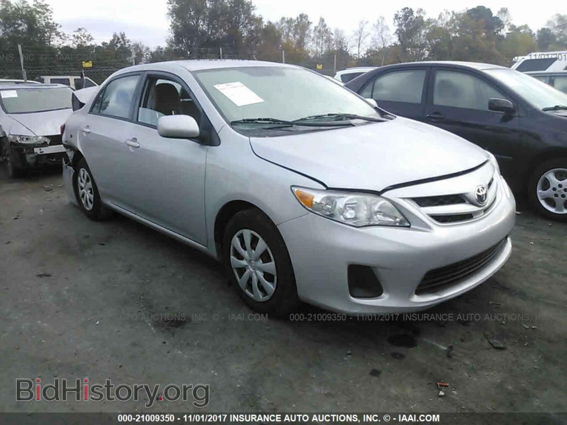 Photo 2T1BU4EE0BC723171 - Toyota Corolla 2011