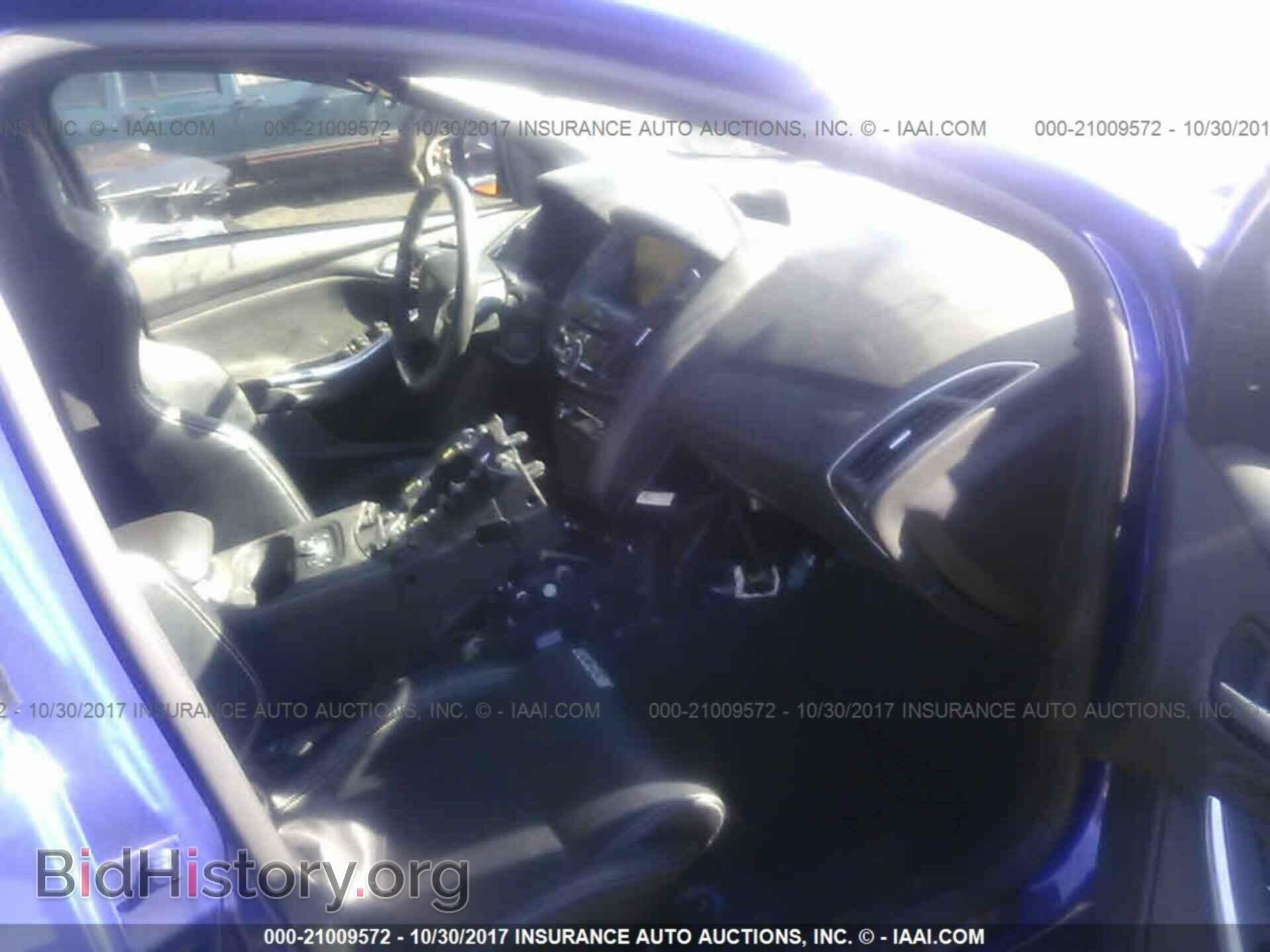 2014 Ford Focus - VIN: 1FADP3L90EL410687 - Photo 5