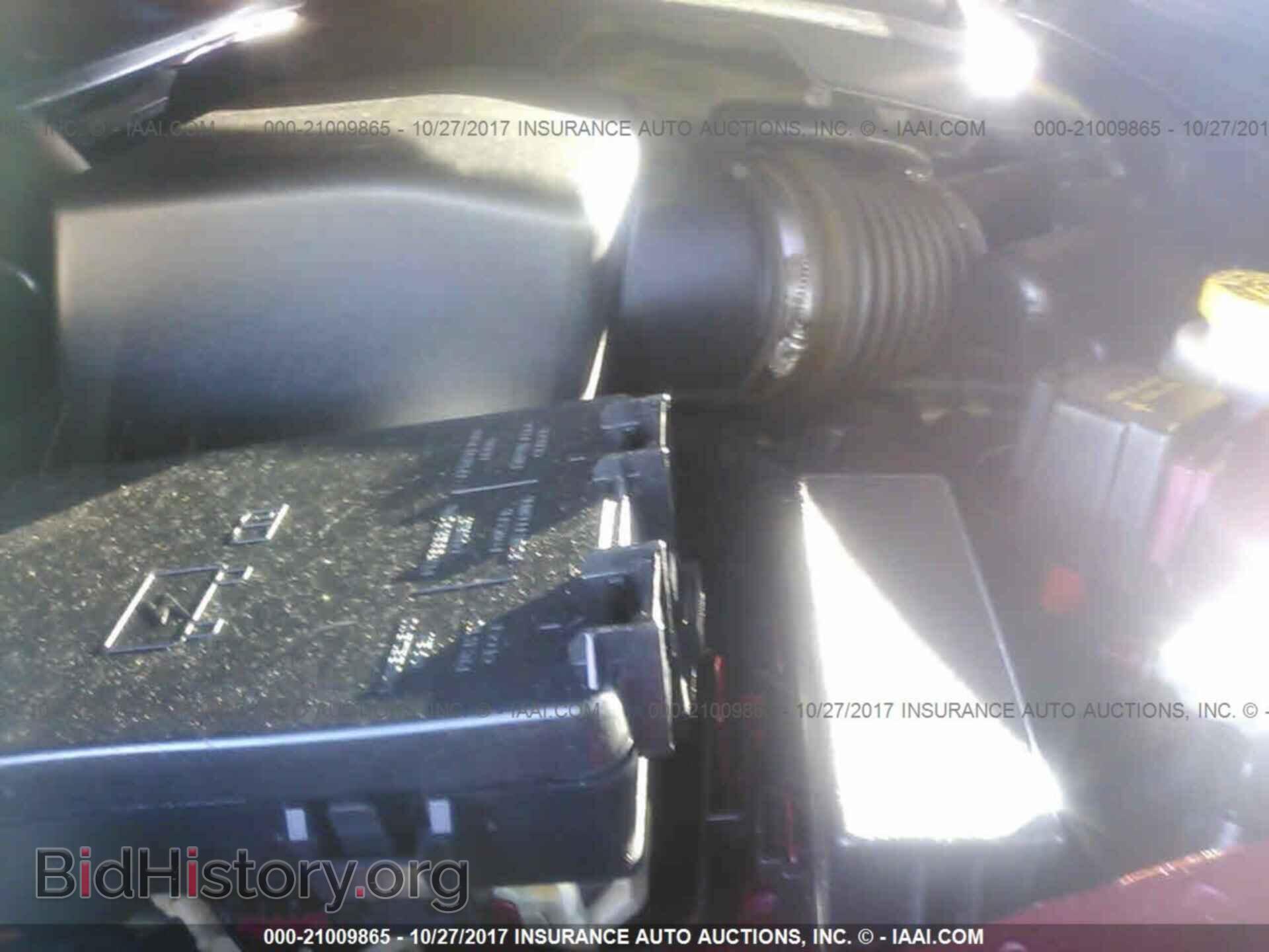 2011 Chrysler 200 - VIN: 1C3BC1FG1BN552823 - Фото 10